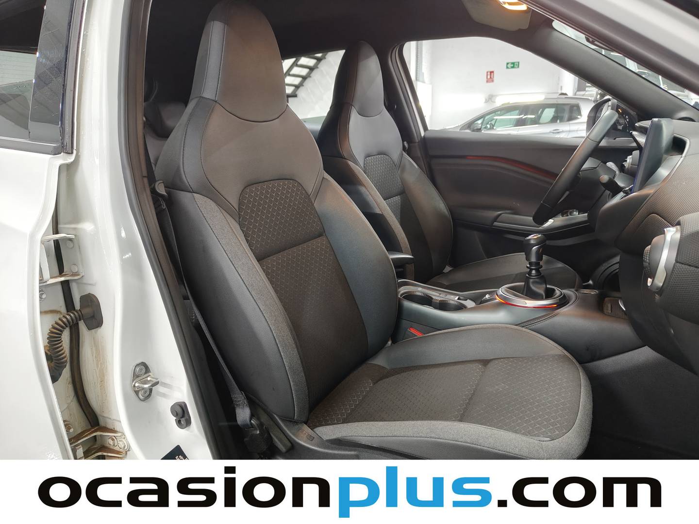 Foto Nissan JUKE Nissan Juke DIG-T N-Connecta 4x2 (114 CV)