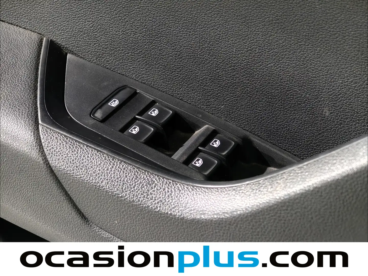 Foto Skoda Karoq Skoda Karoq 2.0 TDI Ambition 4X4 DSG (150 CV)