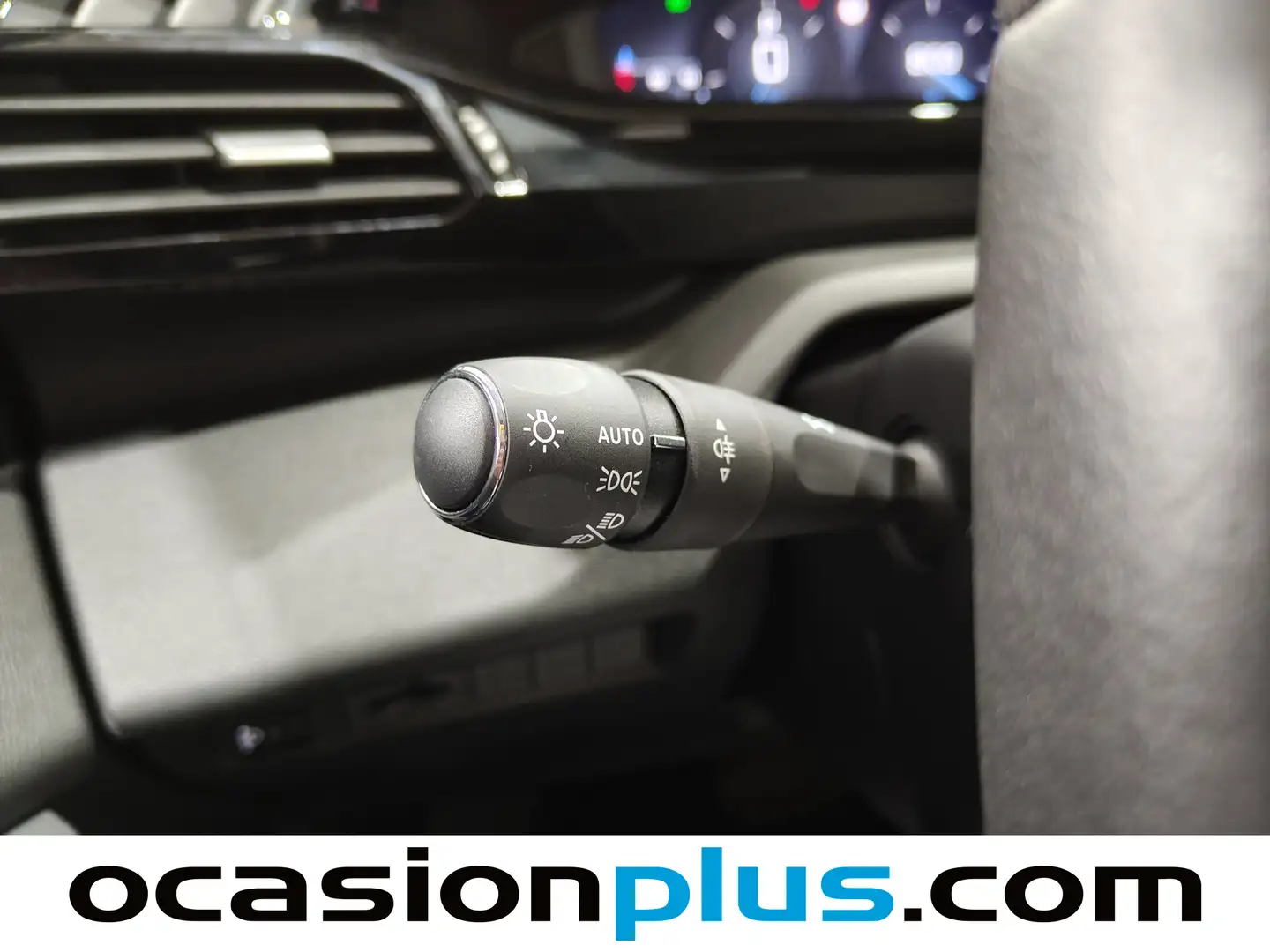 Foto Peugeot 308 Peugeot 308 PureTech 130 S&S Active Pack EAT8 (130 CV)