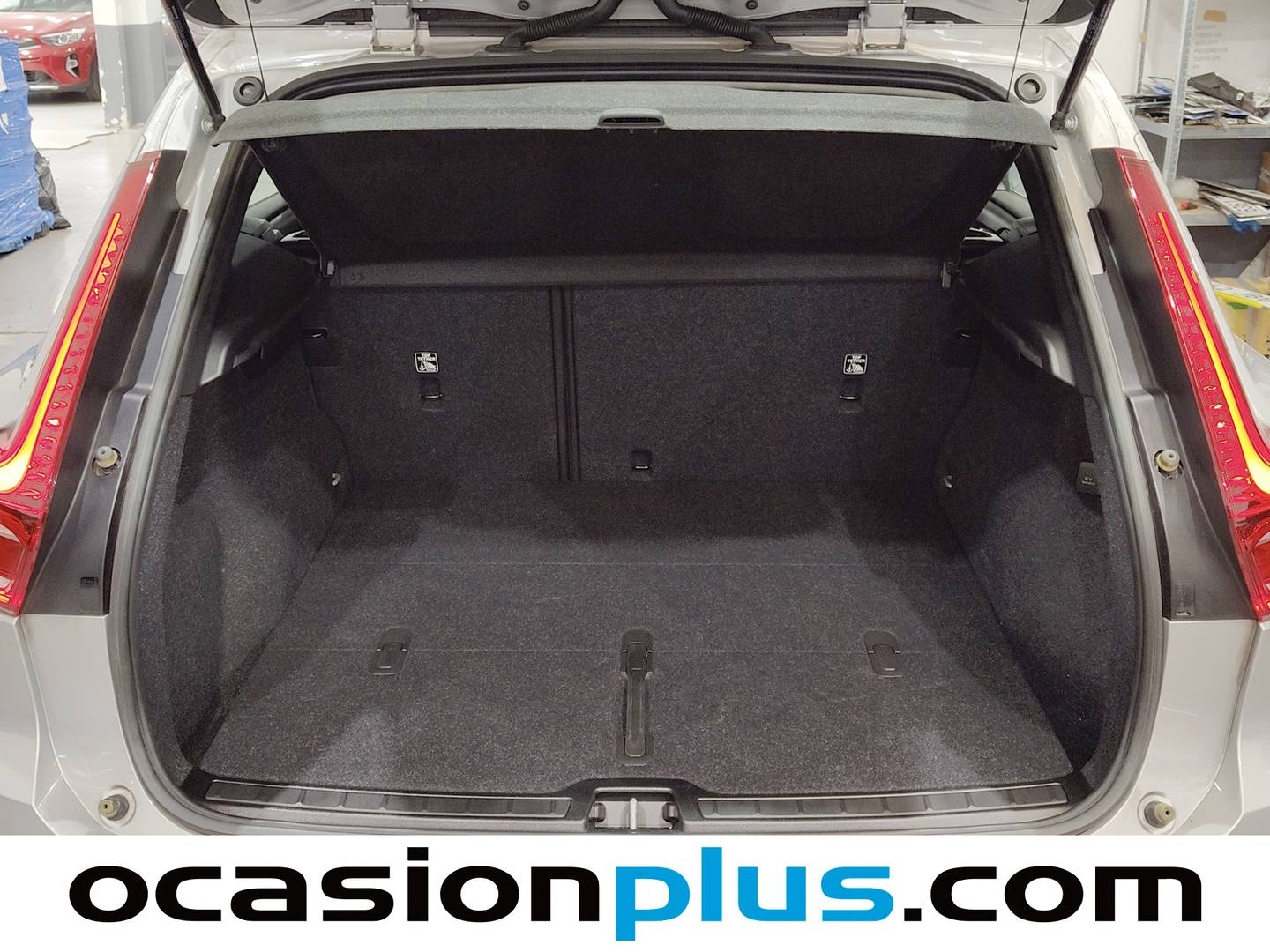 Fotos maletero Volvo XC40 Volvo XC40 T2 Essential (129 CV)