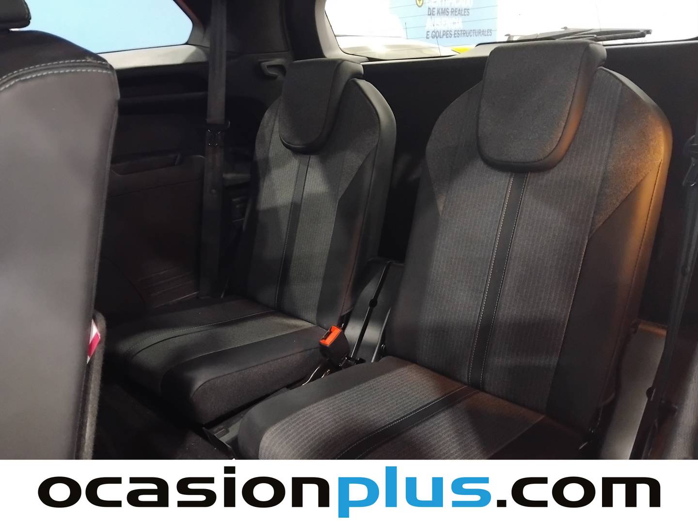 Extras y acabados del Peugeot 5008 Peugeot 5008 PureTech 130 S&S Allure Pack EAT8 7 Plazas (130 CV)