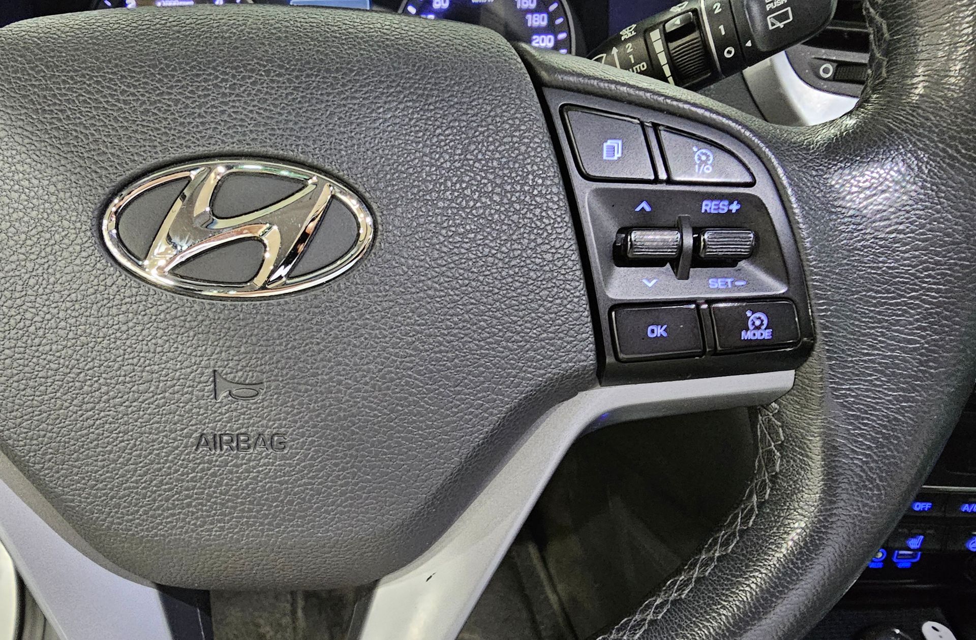 Hyundai Tucson 1.7 CRDi BlueDrive Style DCT 4x2 - foto 29