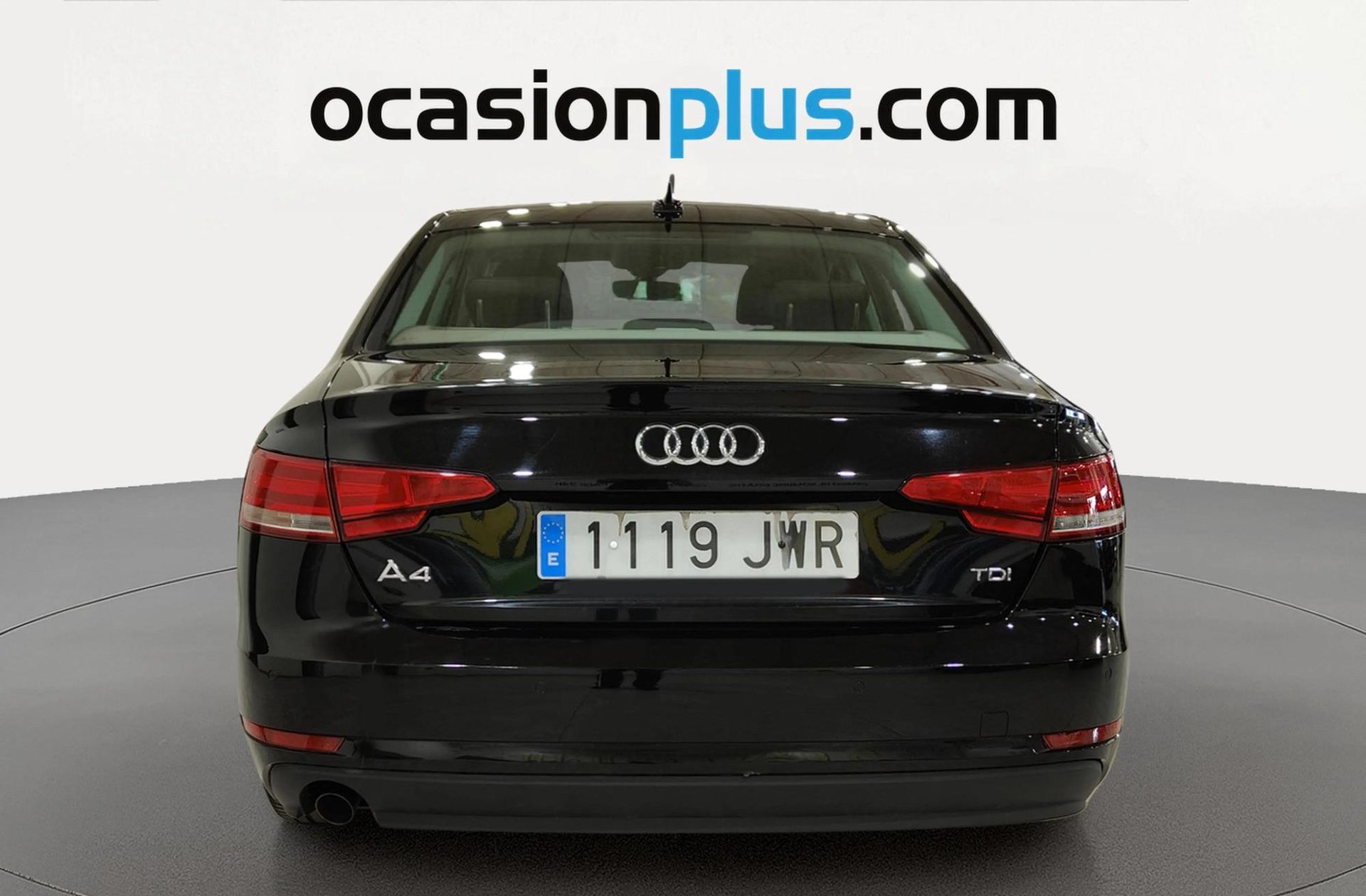 Audi A4 2.0 TDI - foto 12