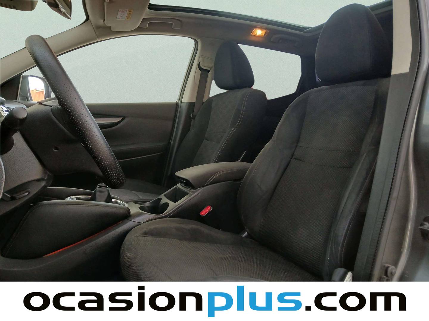 Foto asientos delanteros Nissan QASHQAI Nissan Qashqai 1.5 dCi N-Connecta 4x2 (110 CV)