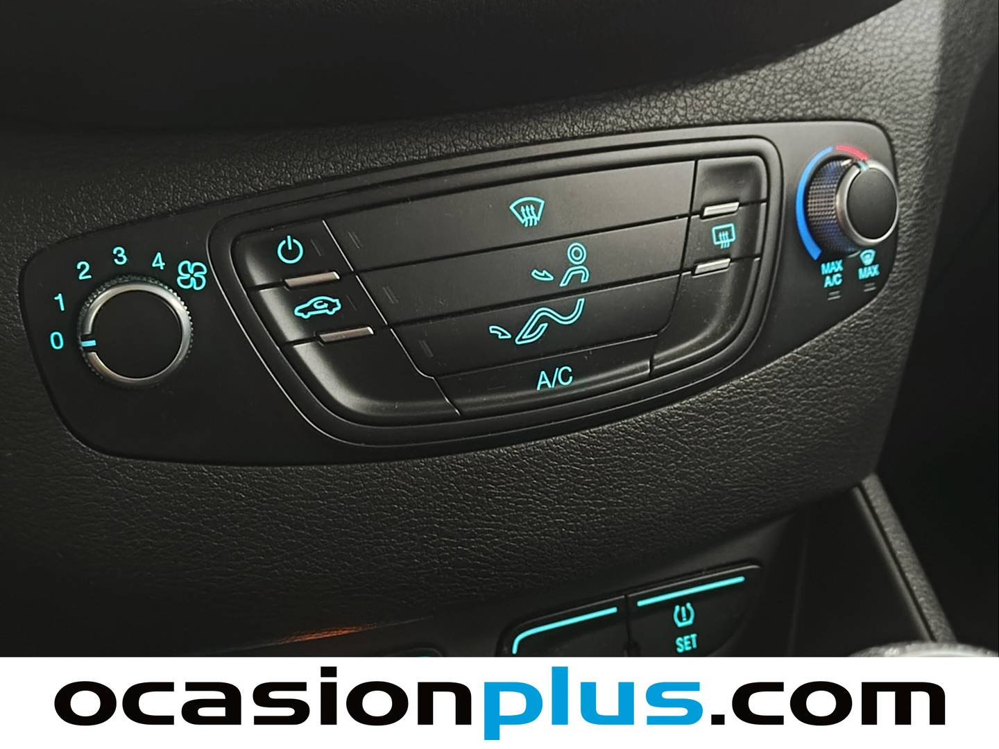 Foto Ford Tourneo Courier Ford Tourneo Courier 1.5 TDCi Ambiente (75 CV)