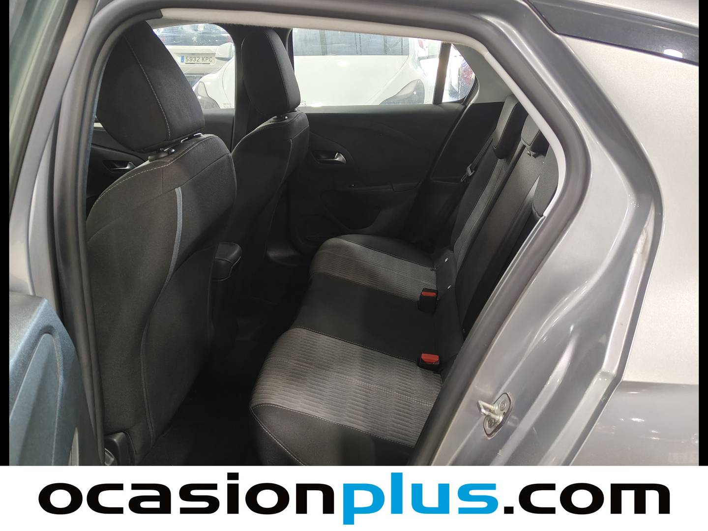 Foto asientos traseros Opel Corsa Opel Corsa 1.2 XEL S&S Edition (75 CV)