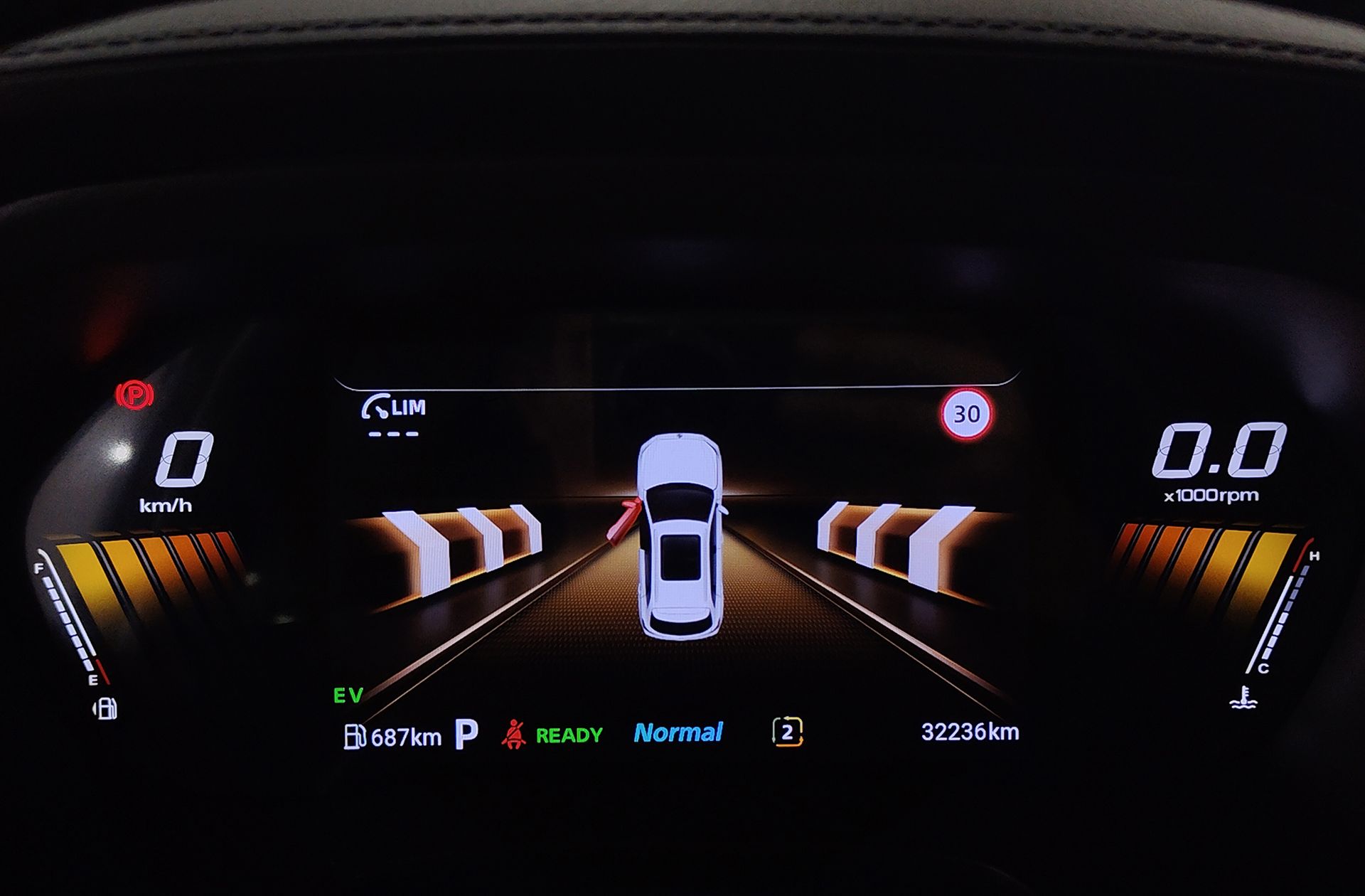 MG ZS 1.5 Hybrid+ Luxury - foto 26