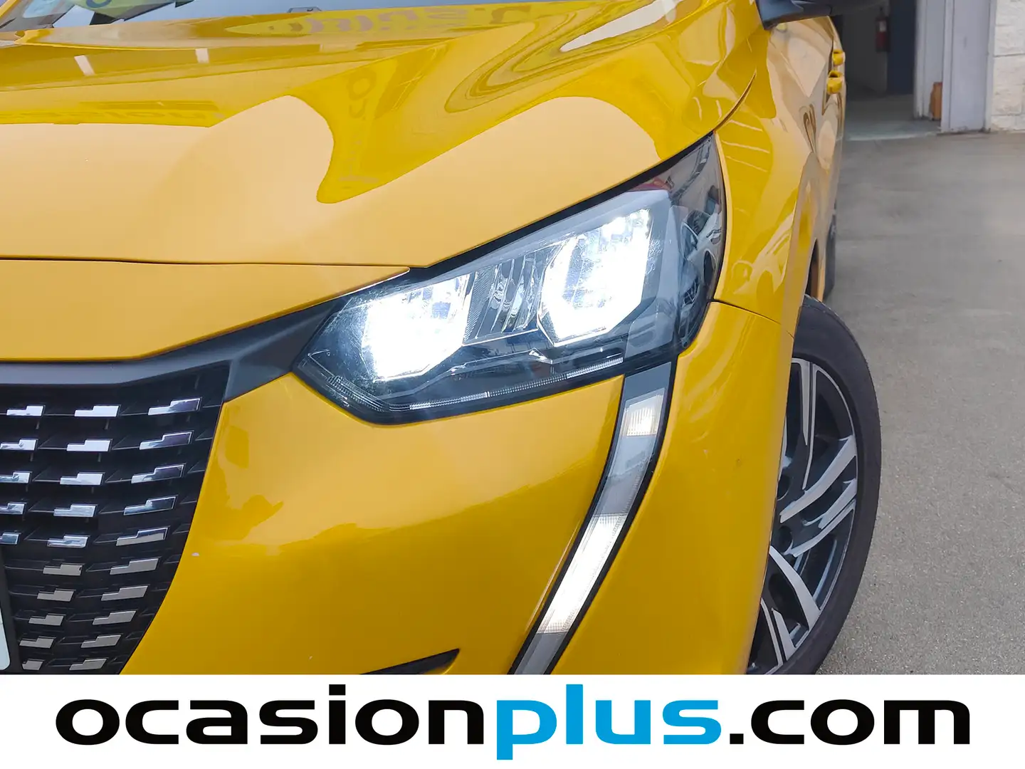 Foto Peugeot 208 Peugeot 208 PureTech 100 Allure  (100 CV)