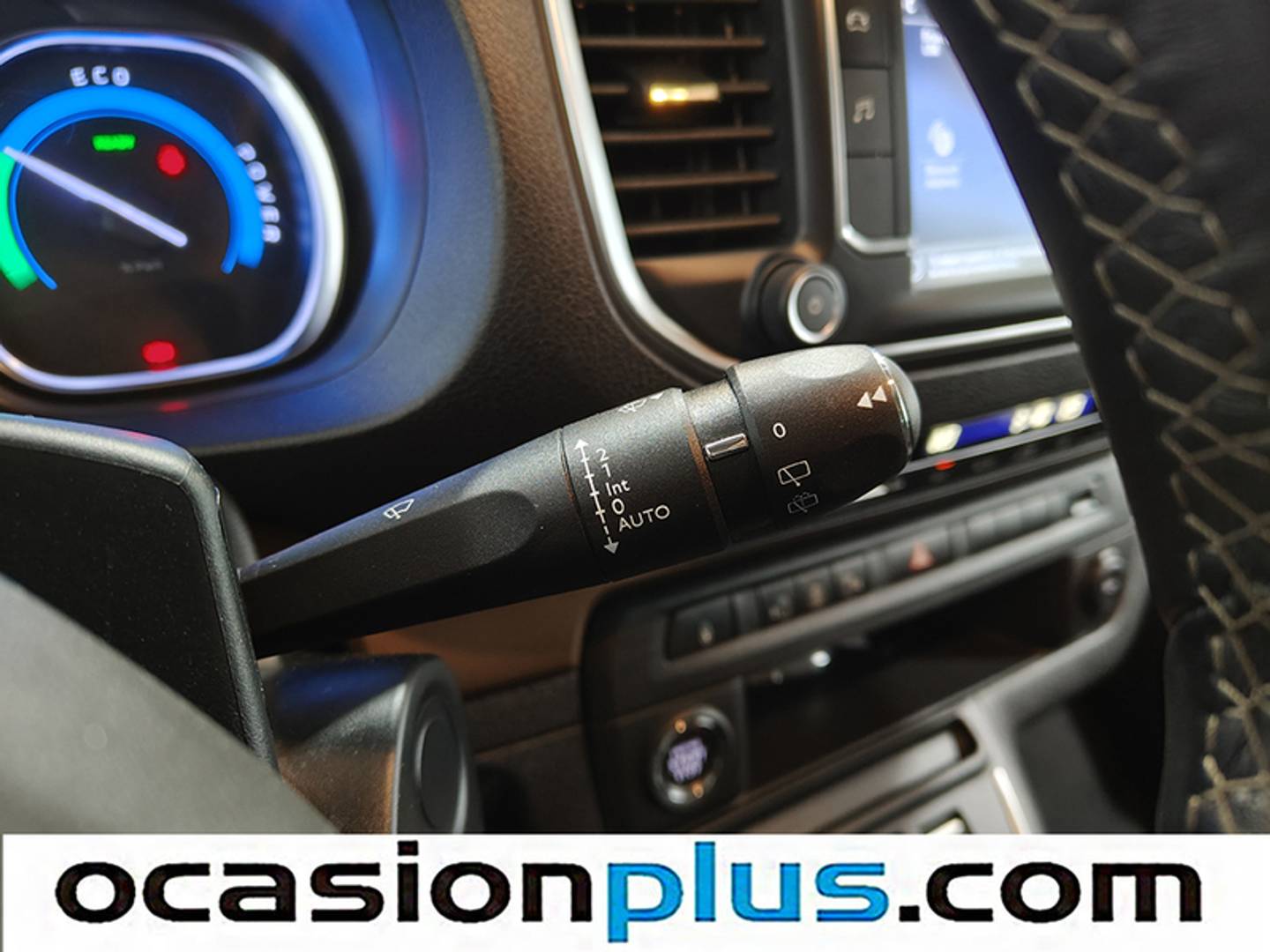 Foto Toyota Proace Verso Toyota Proace Verso Family Advance 75kWh L1 (136 CV) 8 Plazas camperizada