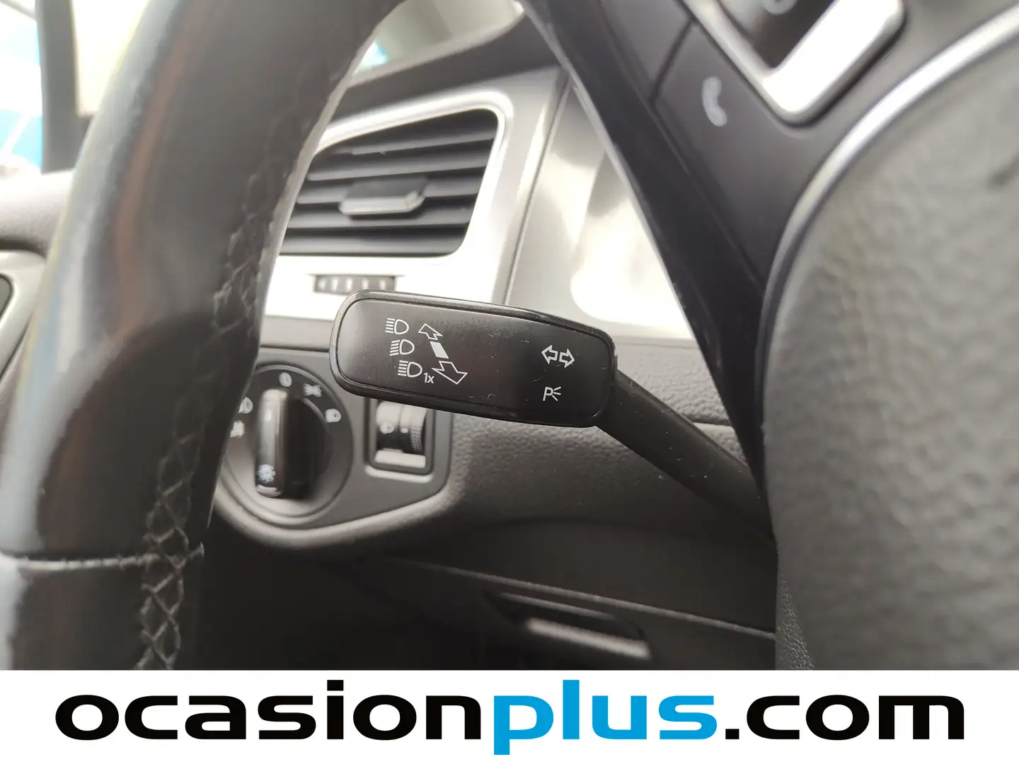 Foto Volkswagen Golf Volkswagen Golf Business & Navi 1.6 TDI BMT (110 CV) DSG