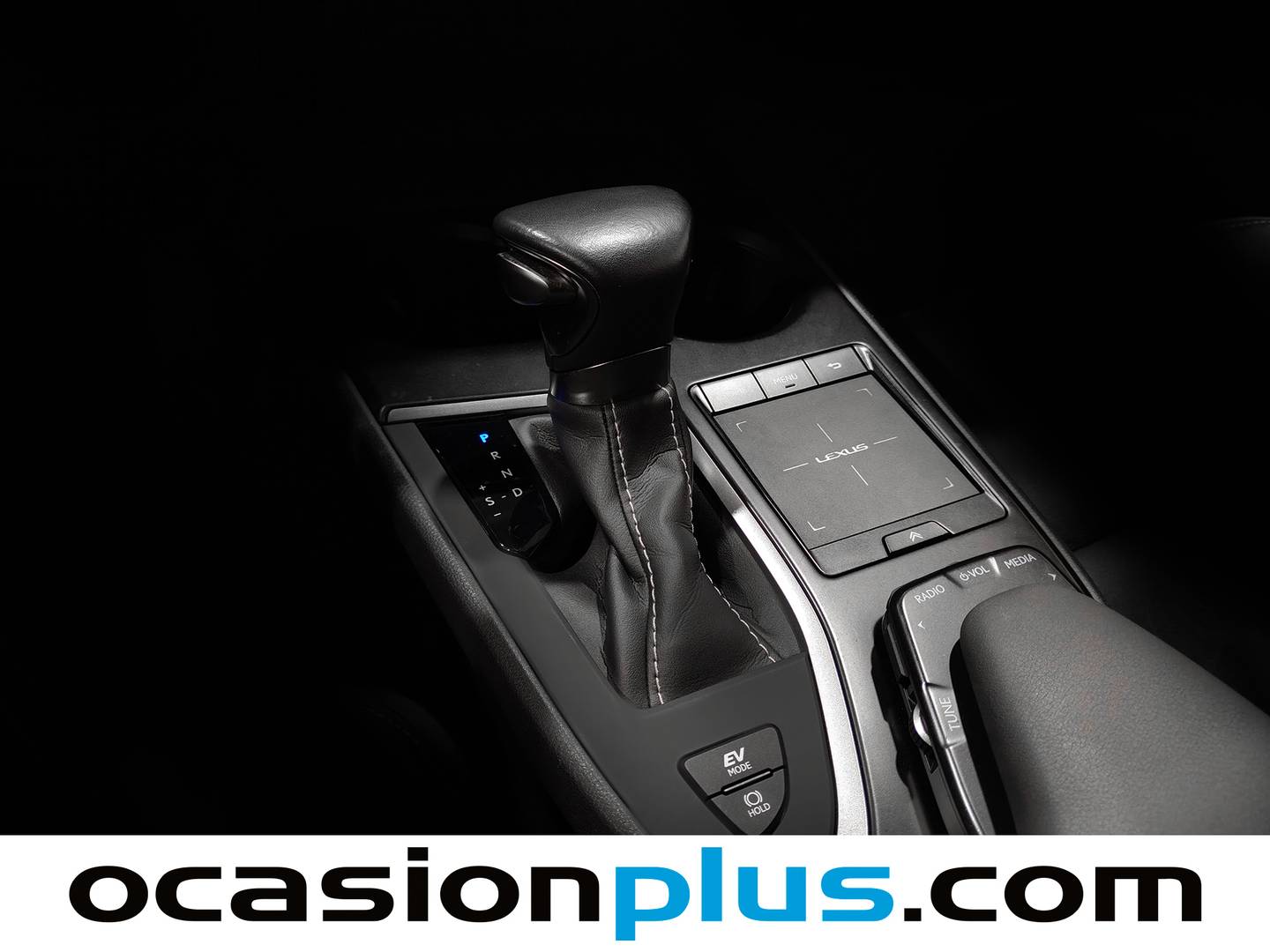 Lexus UX Lexus UX 250h Business 2WD (184 CV) de segunda mano