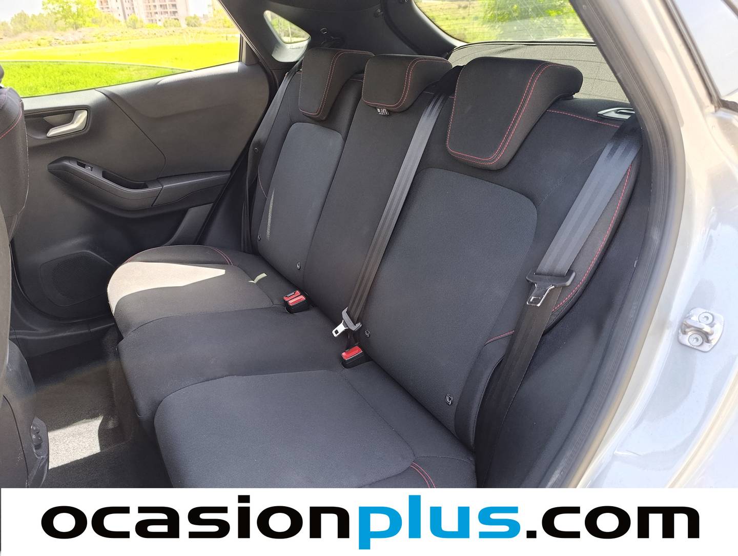Foto asientos traseros Ford Puma Ford Puma 1.0 EcoBoost MHEV ST-Line (125 CV)