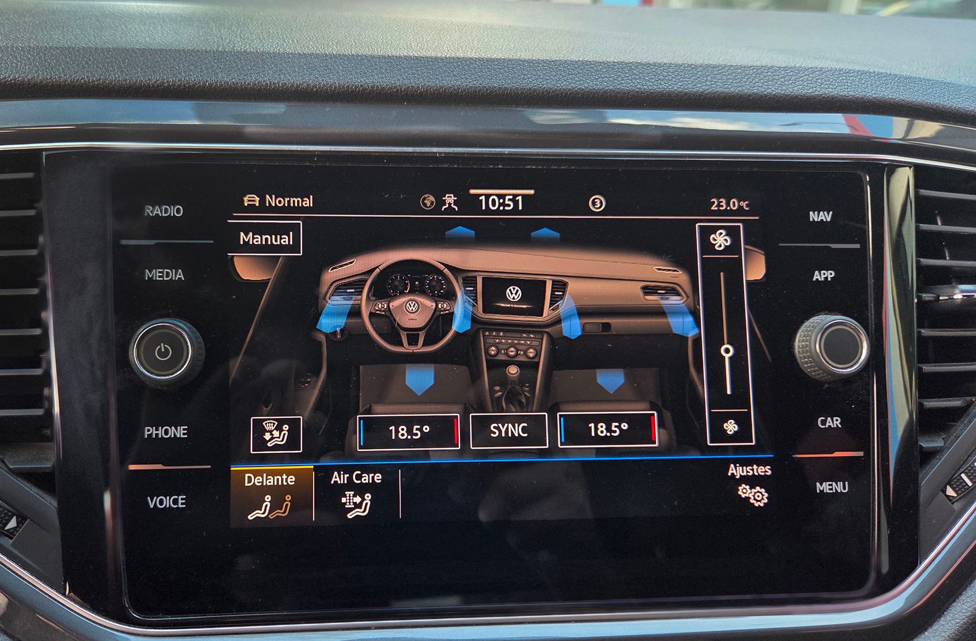Volkswagen T-Roc Sport 1.5 TSI - foto 31