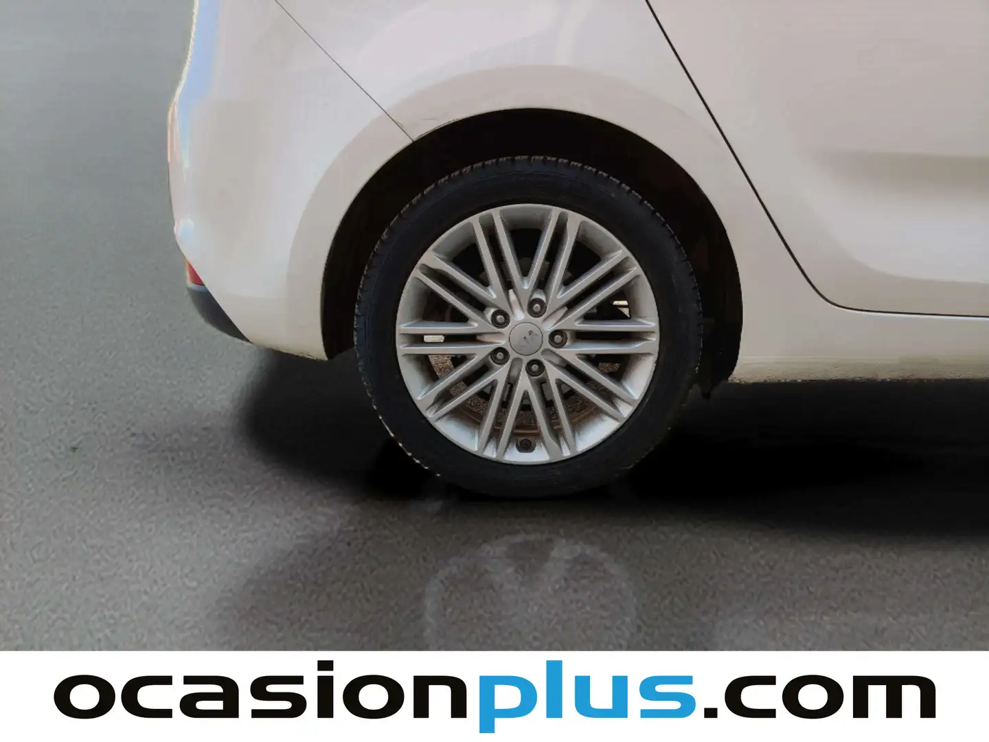 Foto KIA Carens Kia Carens 1.6 GDi Drive (135 CV)