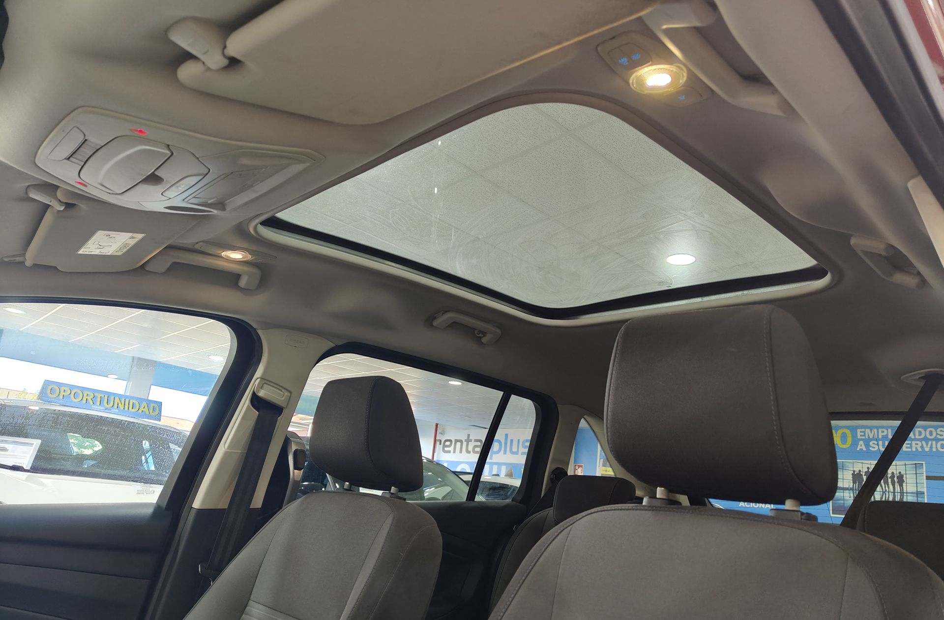 Ford Grand C-Max 1.0 EcoBoost Titanium - foto 6