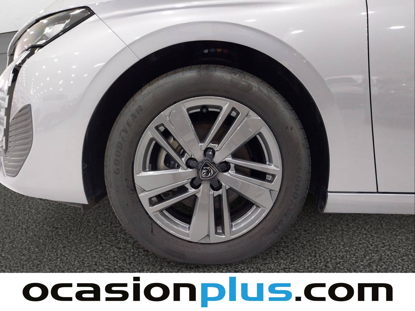 Foto Peugeot 308 Peugeot 308 PureTech 130 S&S Active Pack EAT8  (130 CV)