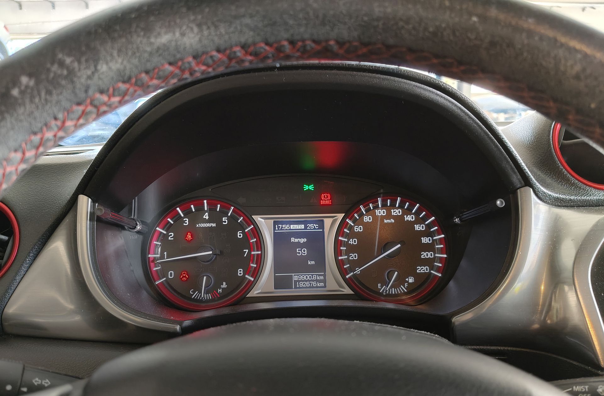 Suzuki Vitara 1.4 Turbo S 4WD - foto 29