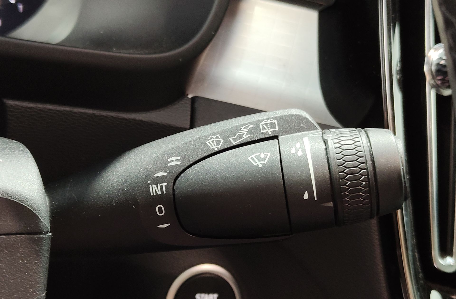 Volvo XC40 B3 Gasolina Mild hybrid Core - foto 28