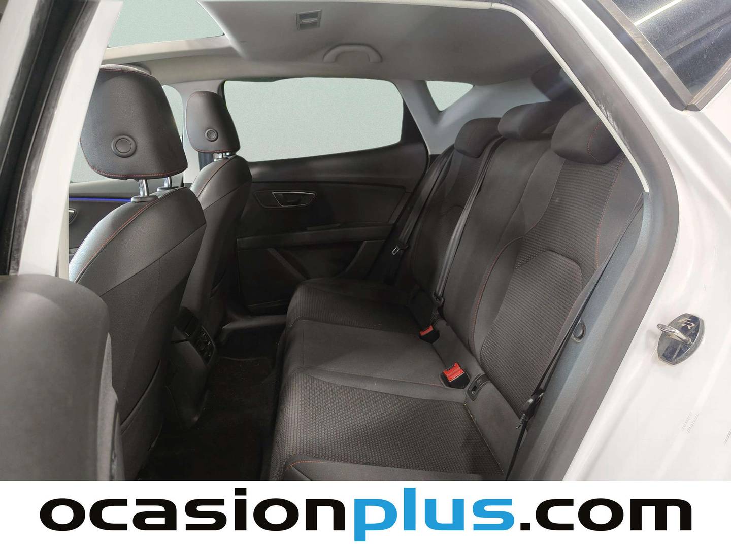 Foto asientos traseros Seat León Seat León 1.4 TSI S&S FR Plus (125 CV)