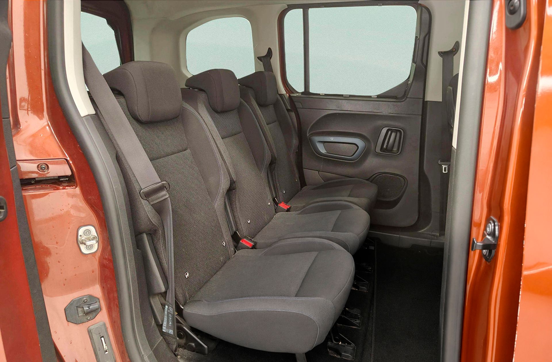 Peugeot Rifter BlueHDi 100 Allure Standard - foto 19