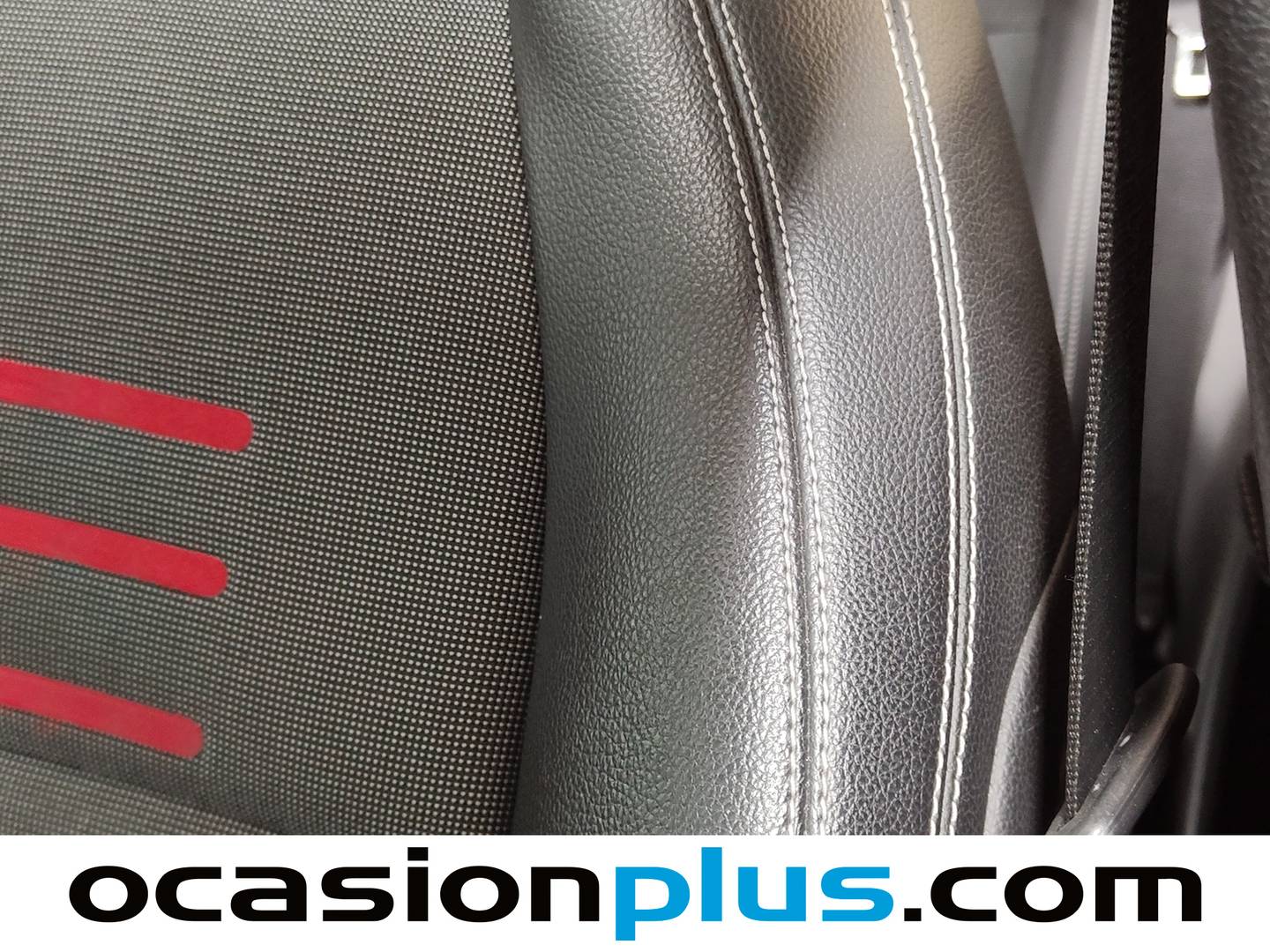 Extras y acabados del Mercedes Clase A Mercedes Clase A 200 d Pack AMG (136 CV)