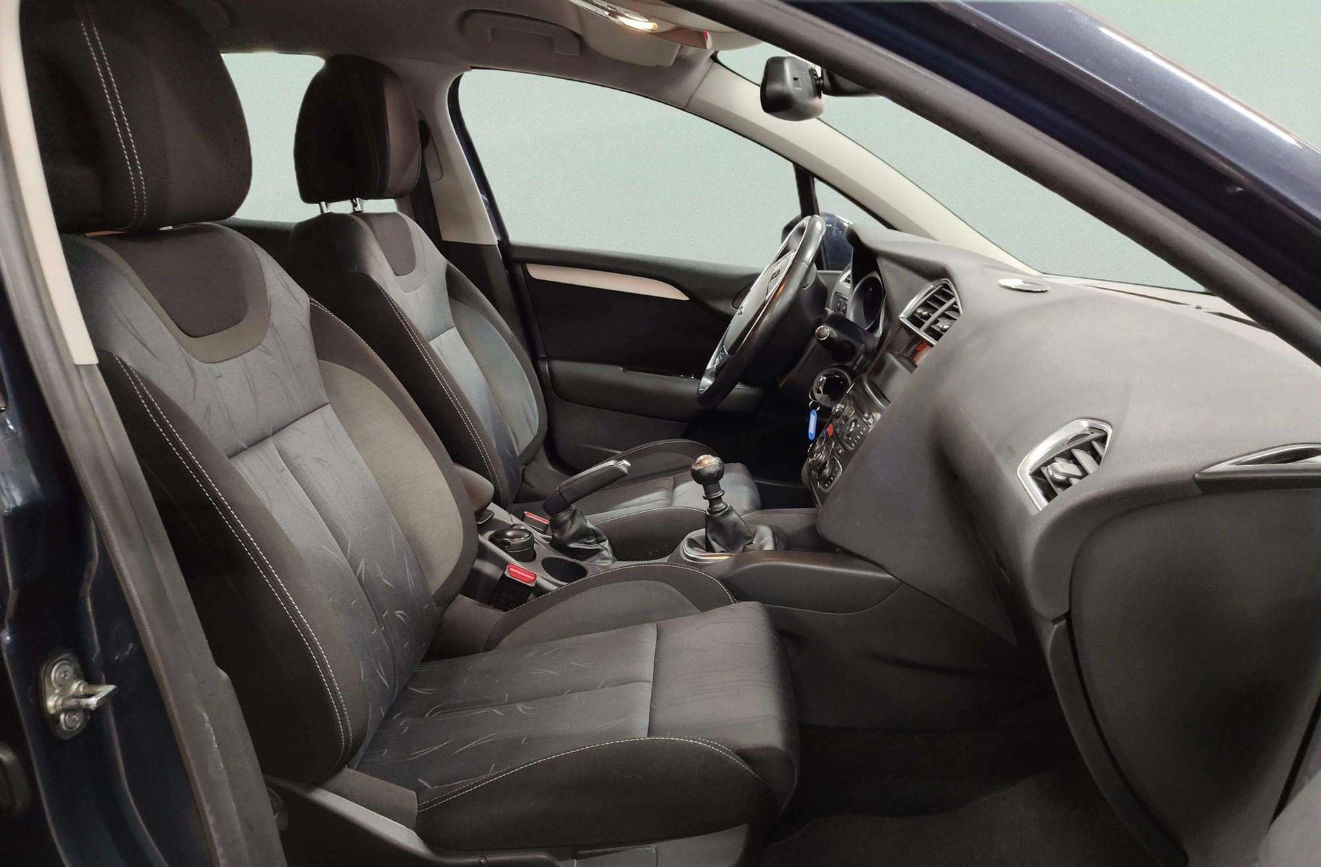 Citroën C4 1.6 HDi Sport - foto 16