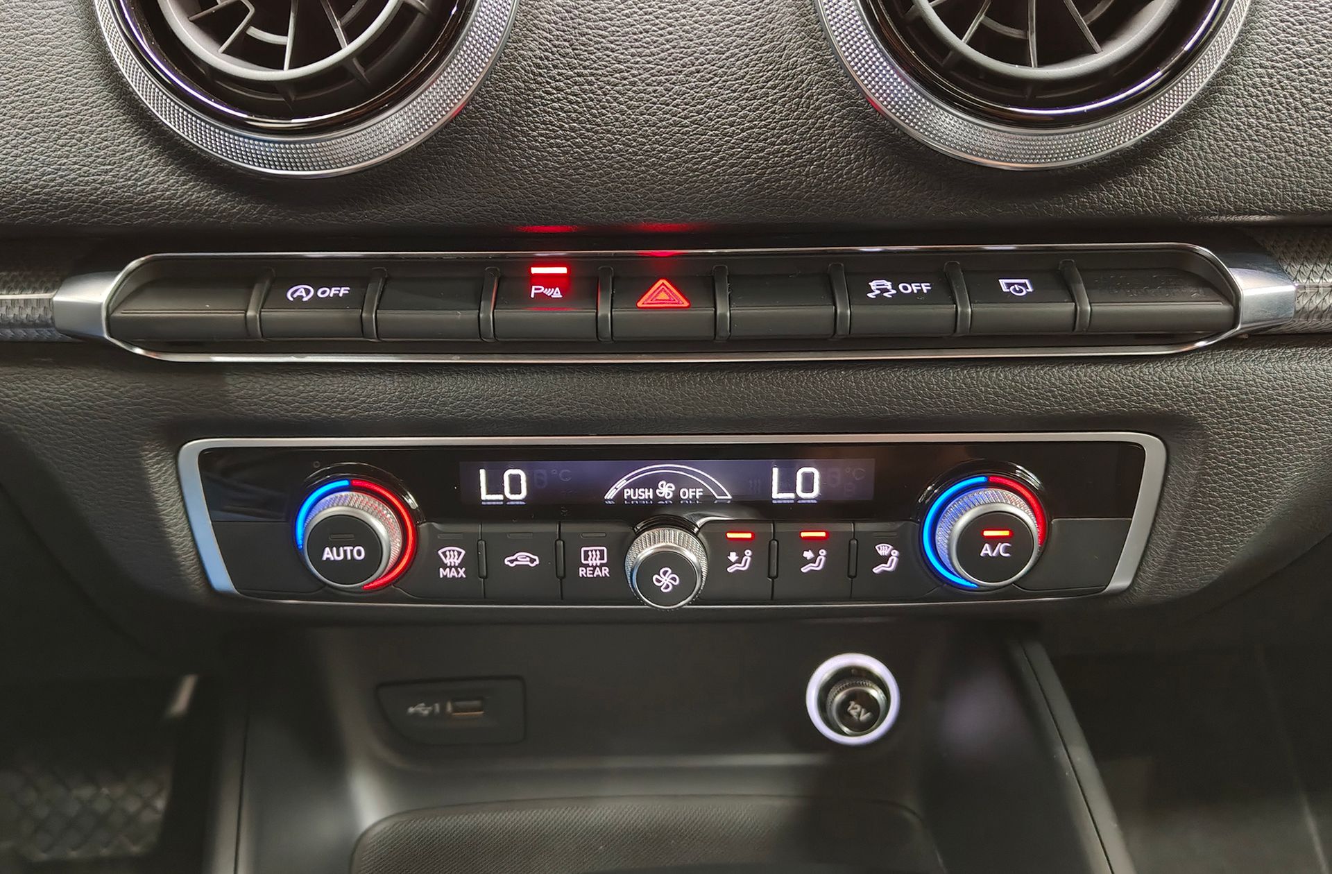 Audi A3 Sportback Design 30 g-tron S tronic - foto 36