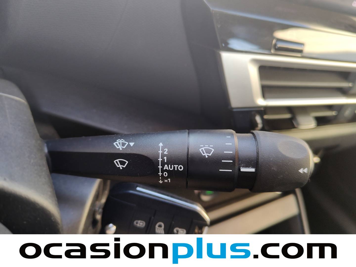 Extras del Citroën C4 Citroën C4 BlueHDi 110 S&S Feel (110 CV)