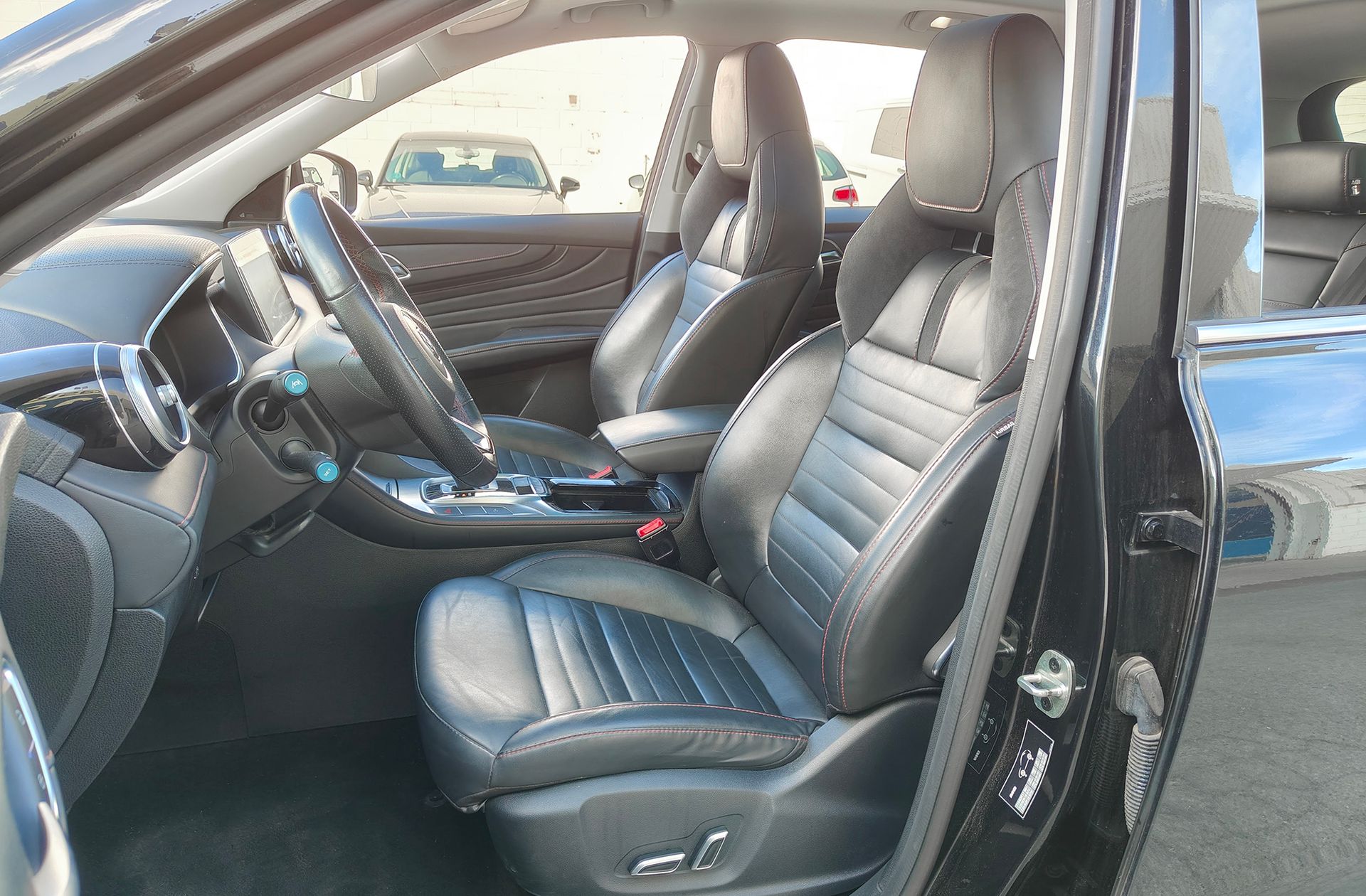 MG HS 1.5 Turbo GDI Luxury DCT - foto 13