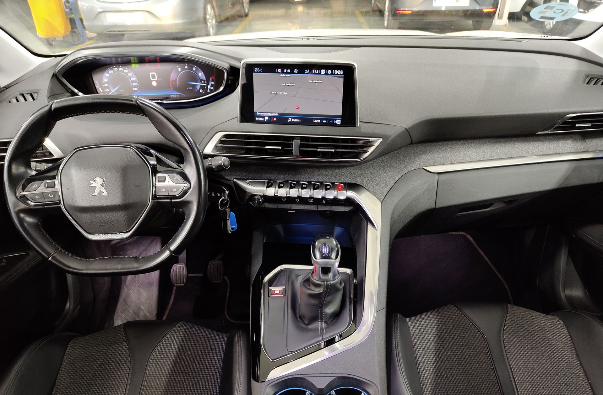 Peugeot 5008 PureTech 130 Allure 7 plazas - foto 6
