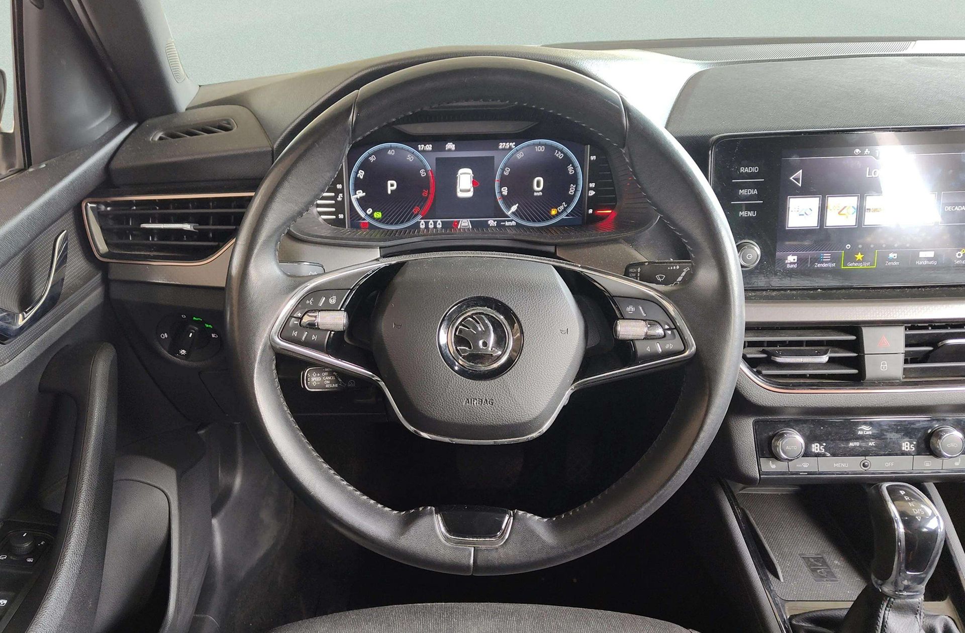 Škoda Kamiq 1.0 TSI Style DSG - foto 21