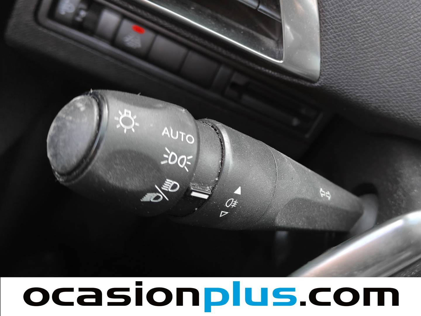 Foto Peugeot 5008 Peugeot 5008 BlueHDI 130 S&S Active Pack EAT8 (130 CV)