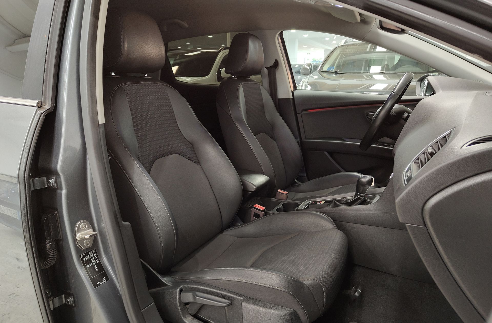 SEAT León 1.4 TSI ACT Xcellence DSG - foto 22