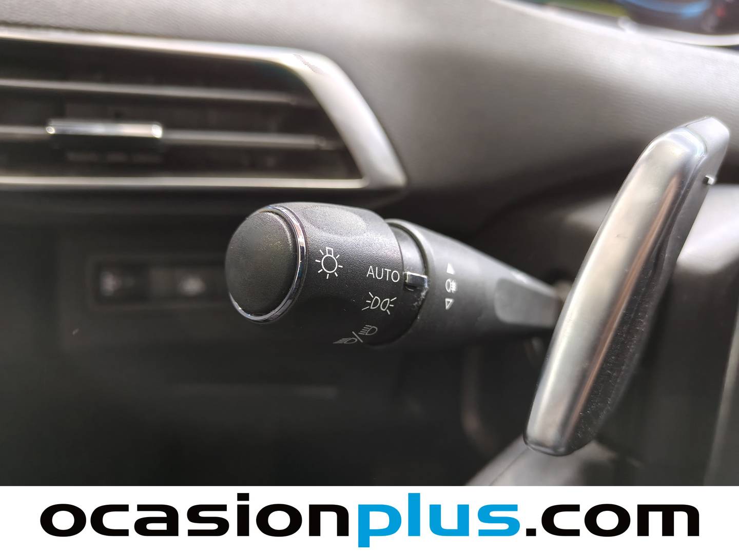 Foto Peugeot 3008 Hybrid Peugeot 3008 Hybrid 300 Allure Pack e-EAT8 (300 CV)