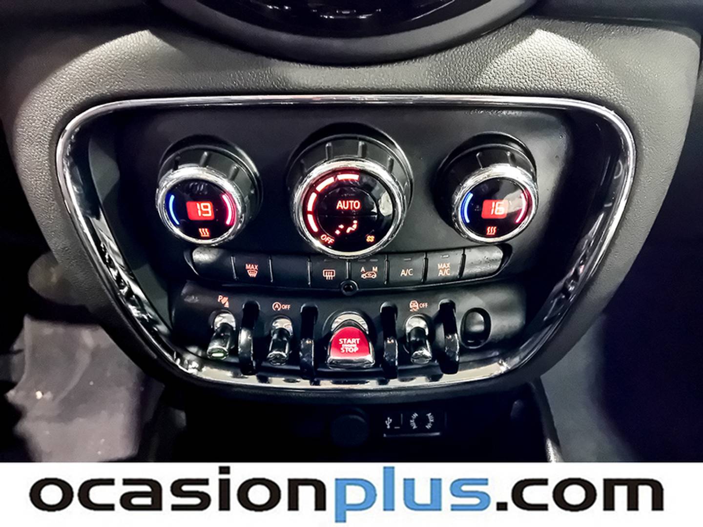 Foto Mini CLUBMAN MINI MINI Clubman Cooper D (150 CV)