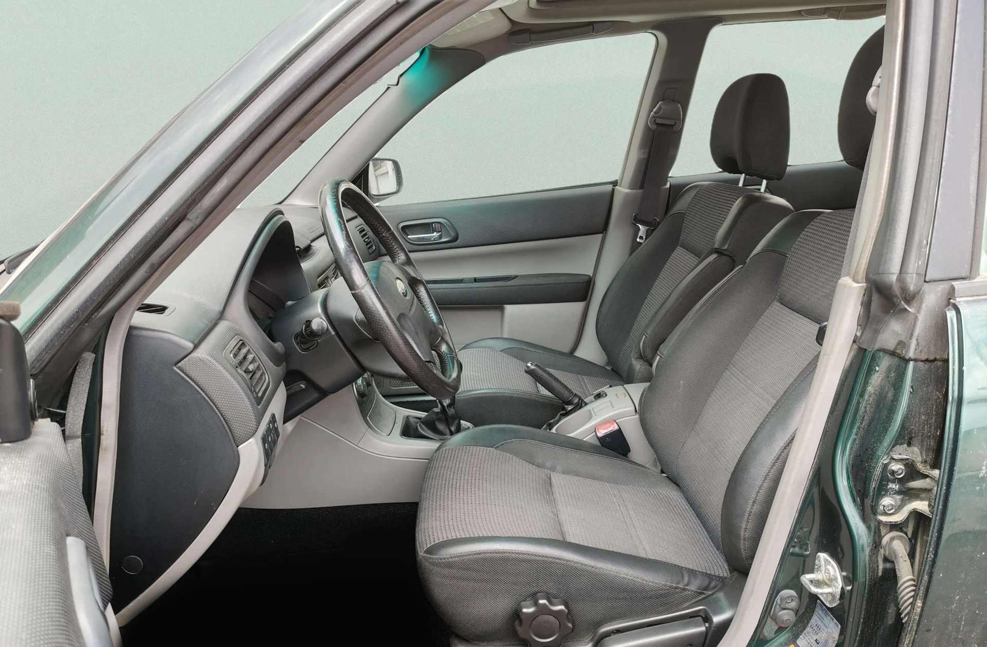 Subaru Forester 2.0 XT AWD - foto 9