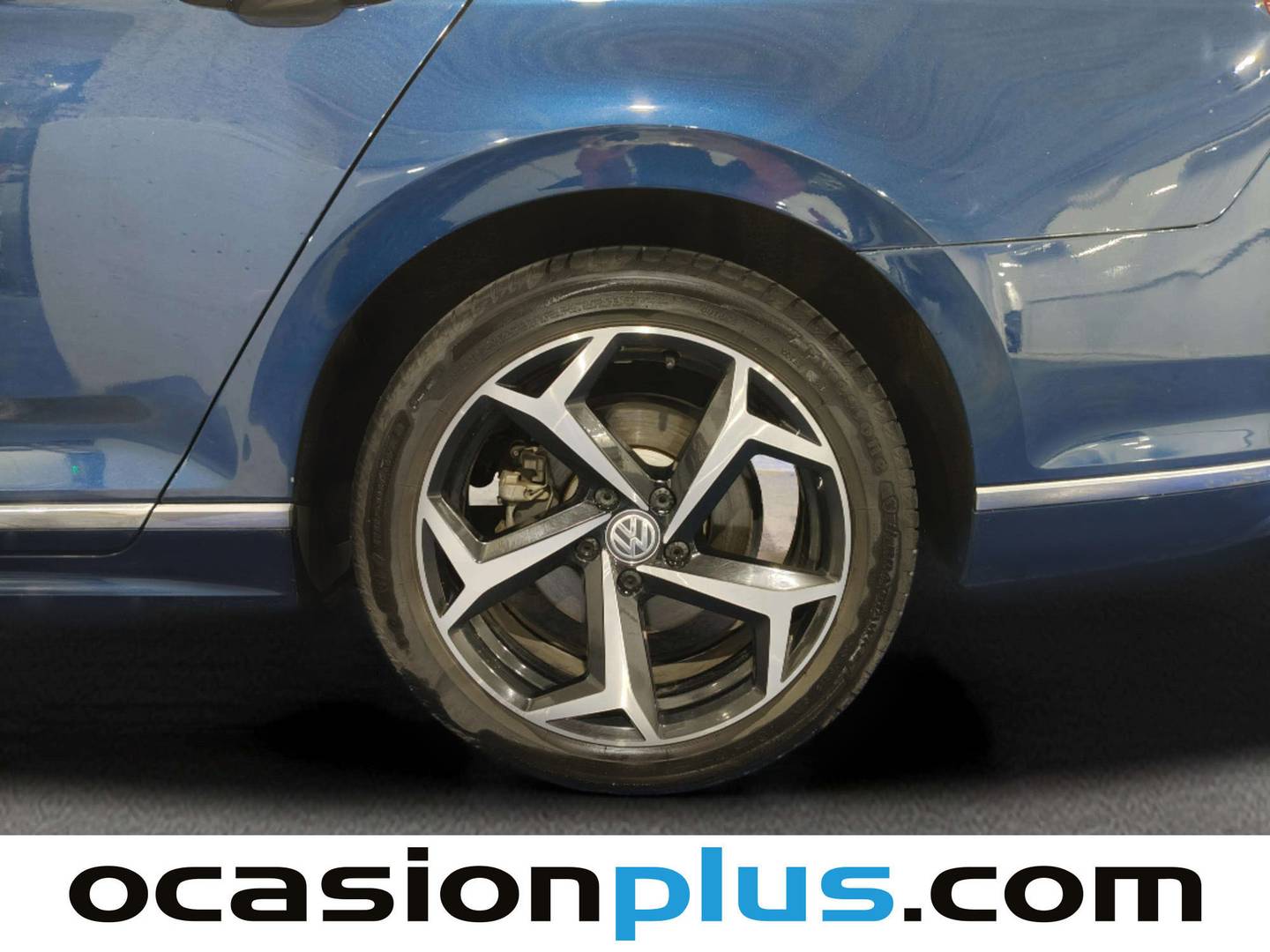 Volkswagen Passat Volkswagen Passat Variant Variant R-Line 2.0 TDI (150 CV) DSG R-Line 2019