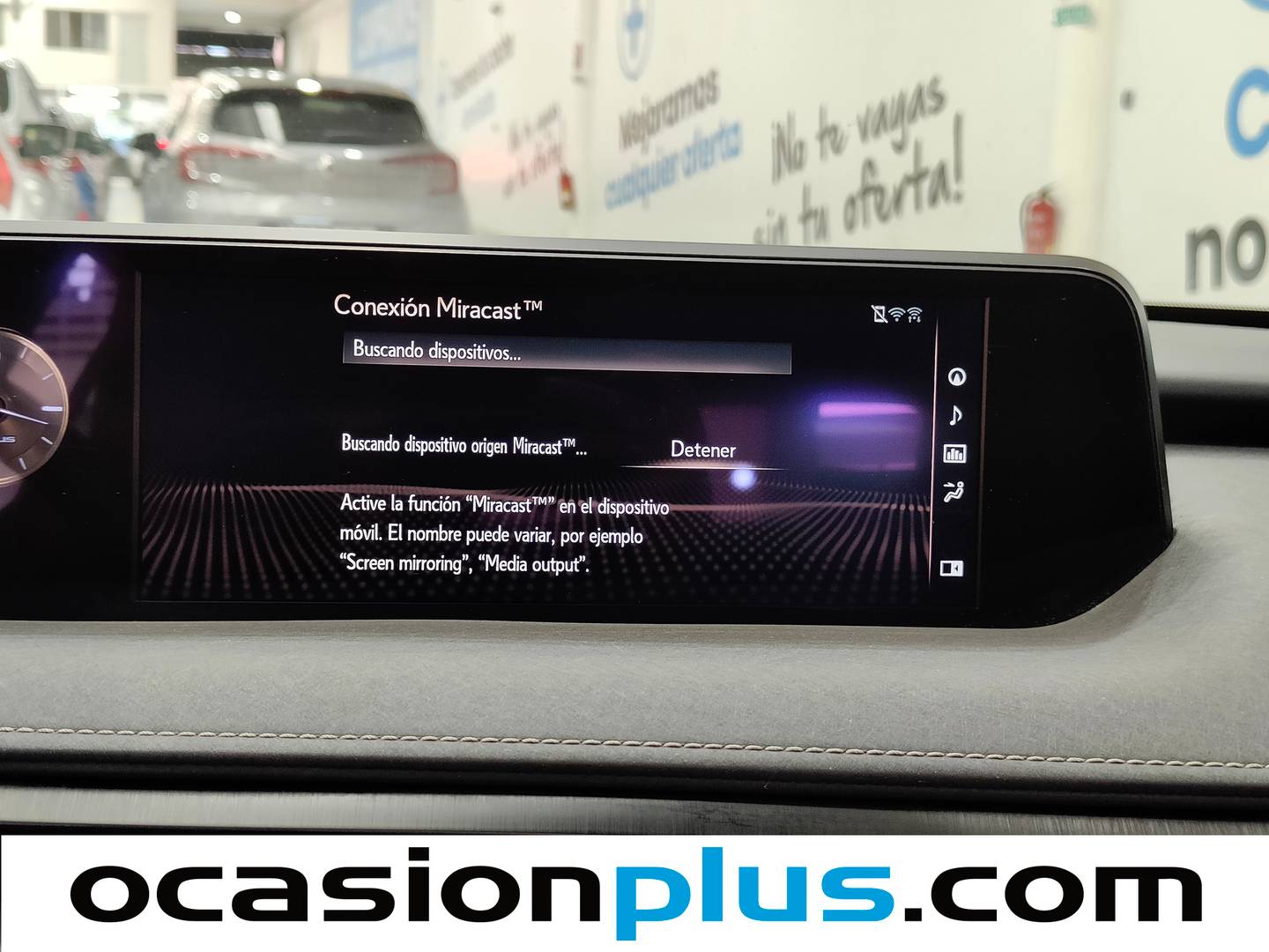 Equipamiento del Lexus UX Lexus UX 250h Luxury (184 CV)