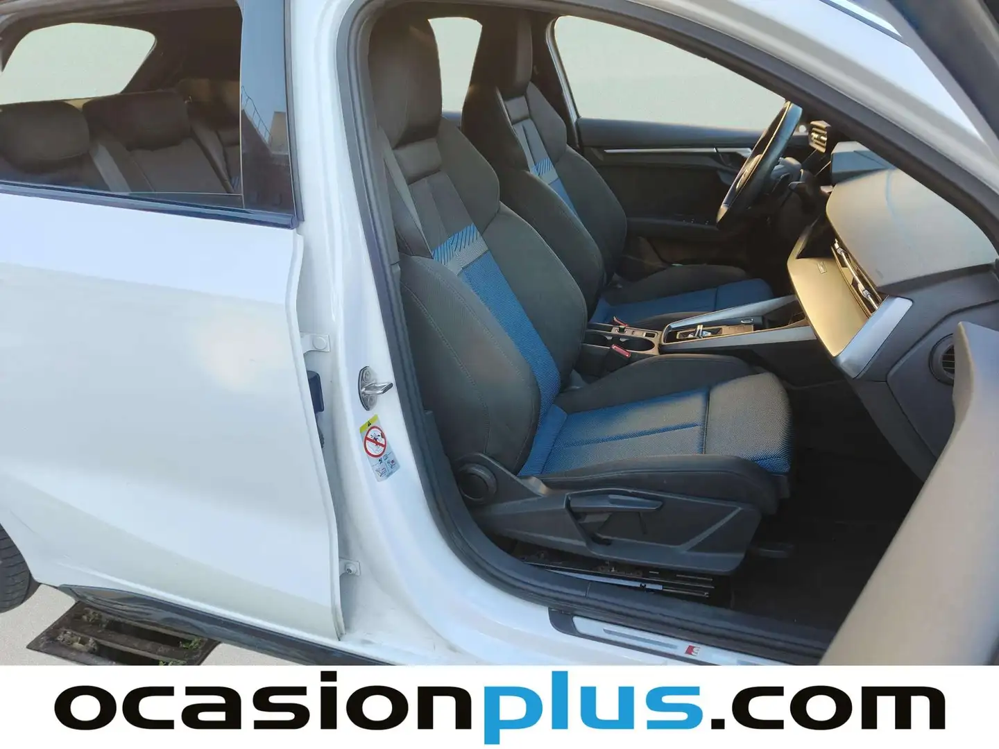 Foto Audi A3 Audi A3 Sportback Black line edition 35 TFSI (150 CV) S tronic