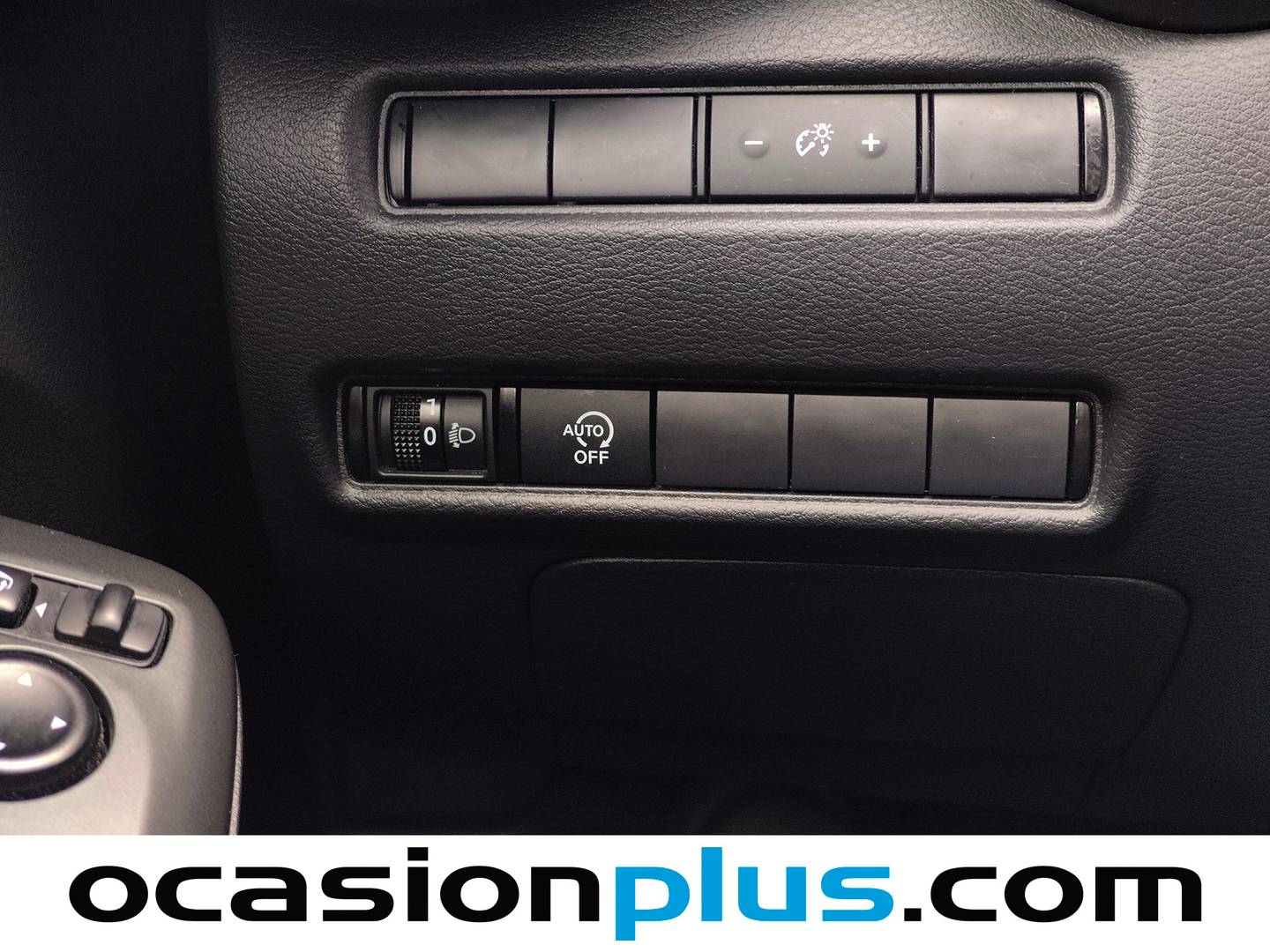 Foto Nissan JUKE Nissan Juke DIG-T N-Connecta 4x2 DCT (114 CV)