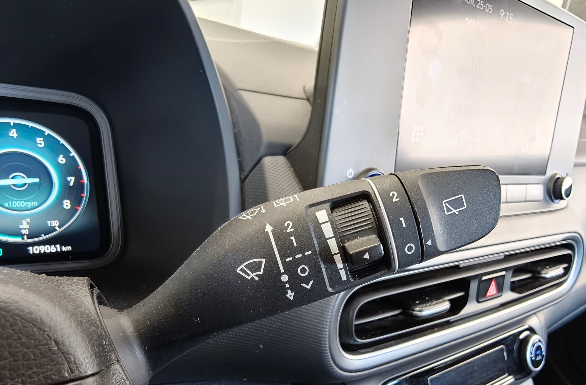 Hyundai Kona 1.0 T-GDi 48V Maxx 4x2 - foto 30