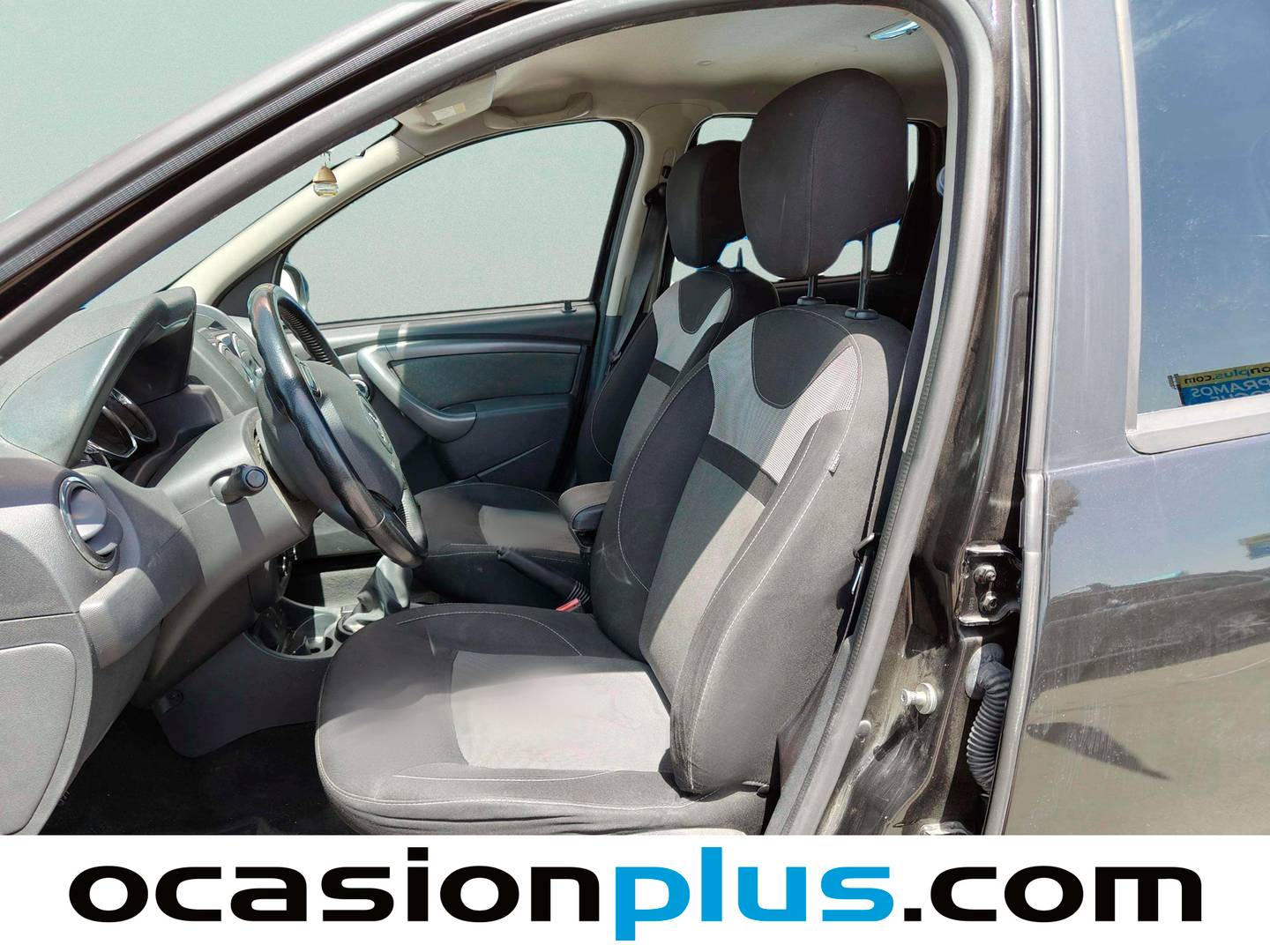 Foto asientos delanteros Dacia Duster Dacia Duster dCi 110 SL Blackshadow 4x2 EU6 (109 CV)