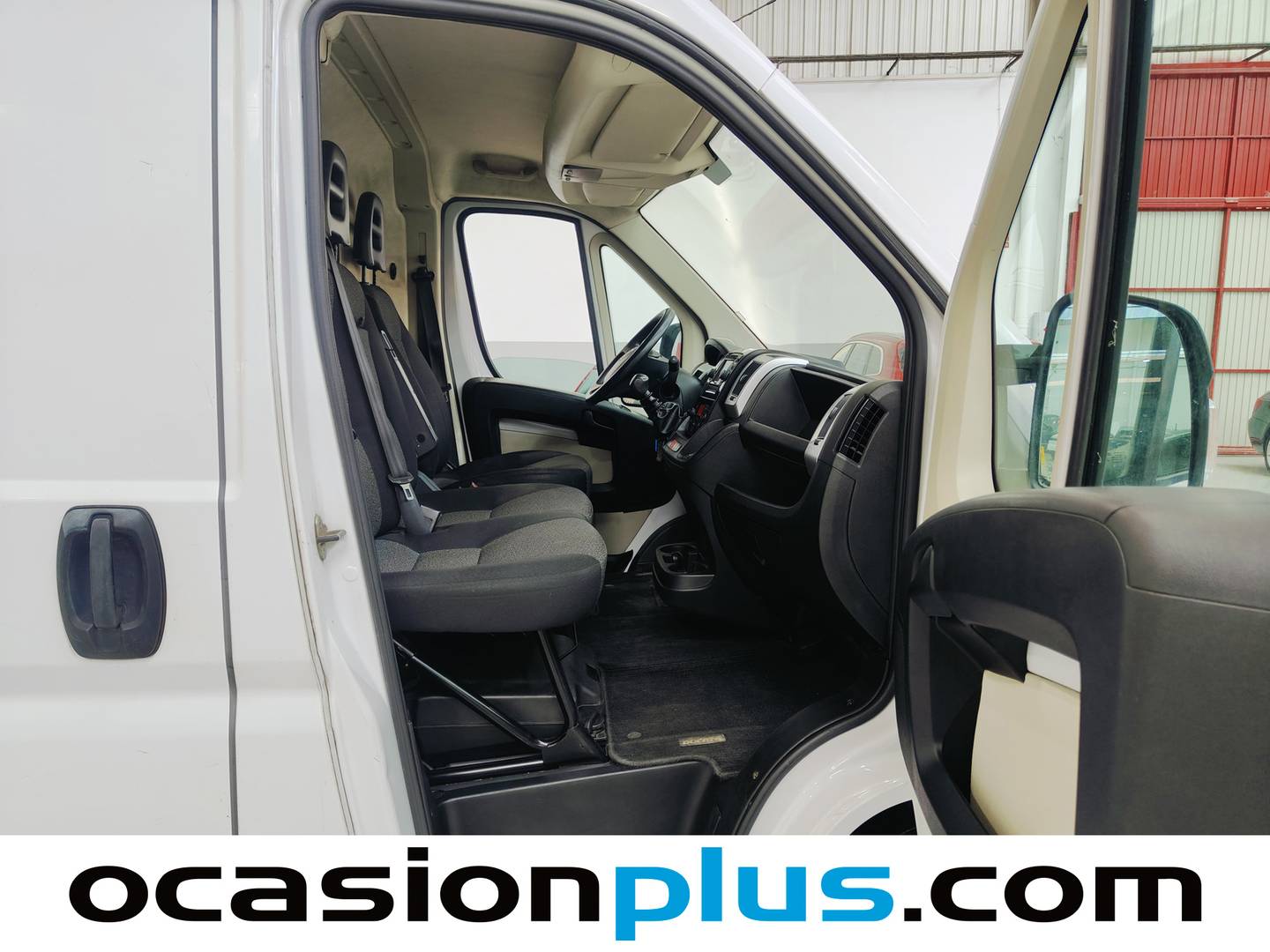 Fiat Ducato Fiat Ducato Furgon 2.3 Multijet 35 Batalla Media Techo Alto (130 CV) al mejor precio
