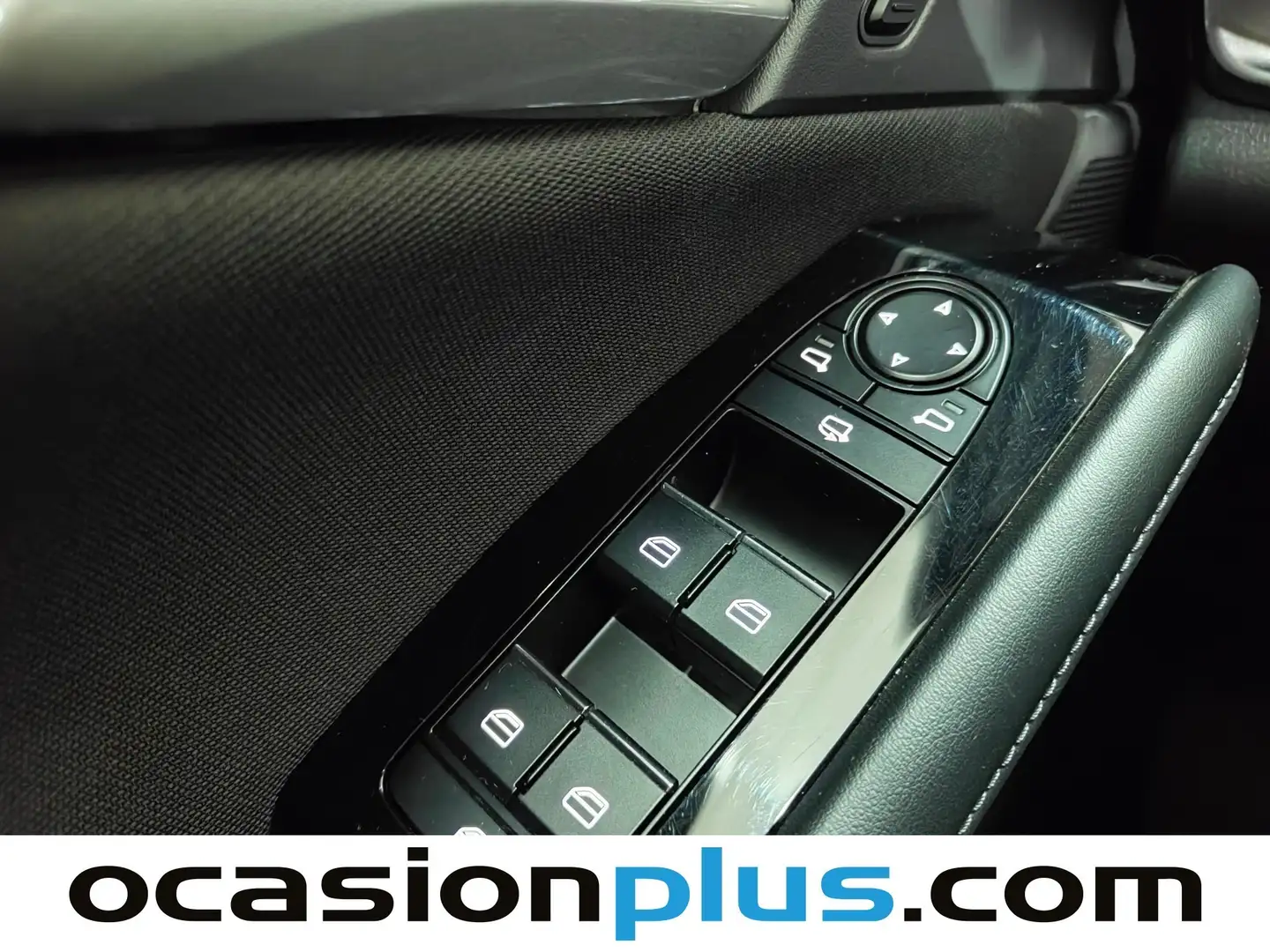 Foto Mazda CX-30 Mazda CX-30 2.5 e-Skyactive G MHEV Prime-Line AT (140 CV)