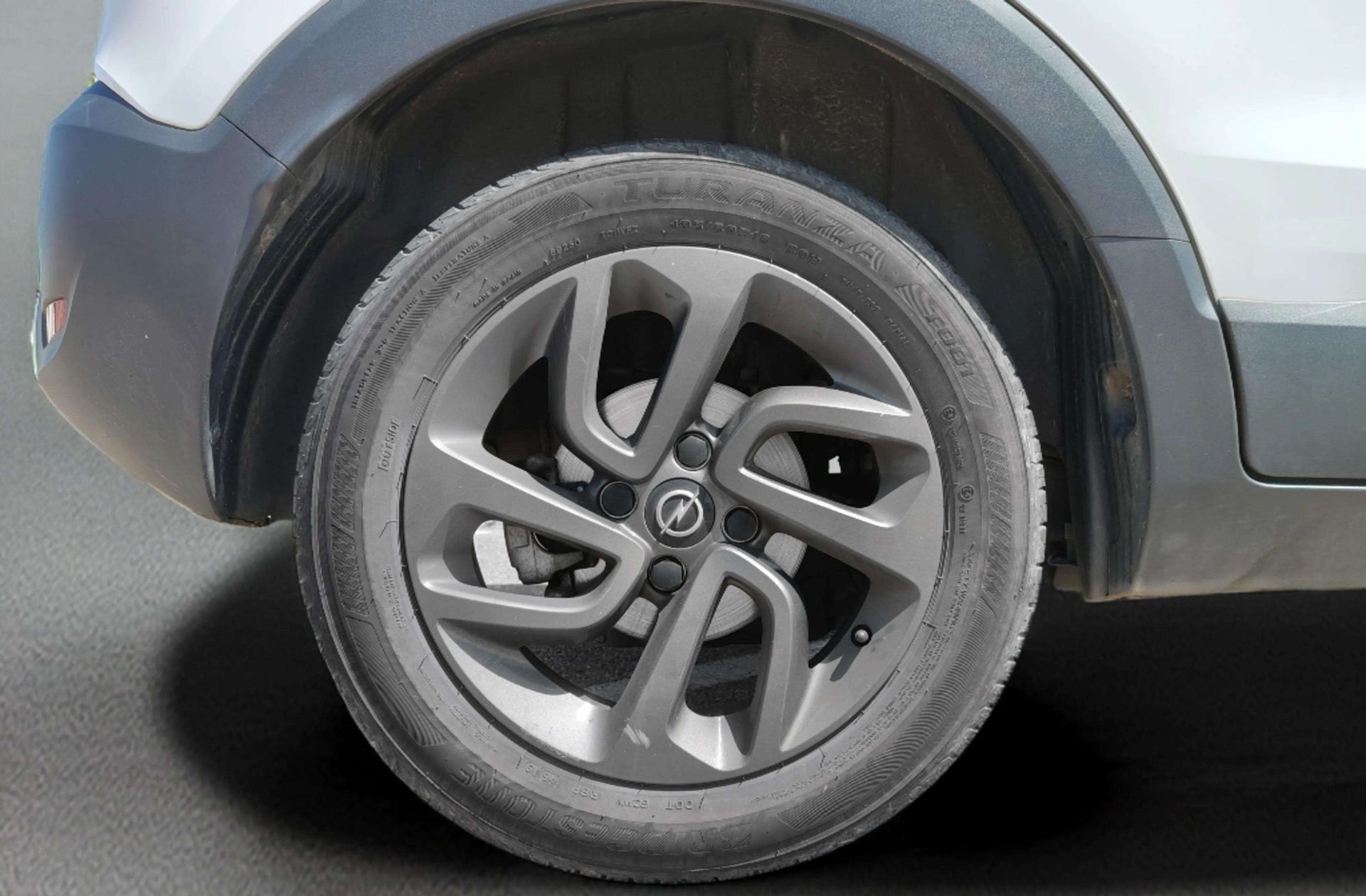 Opel Crossland 1.5 D Design Line 120 Aniversario - foto 32