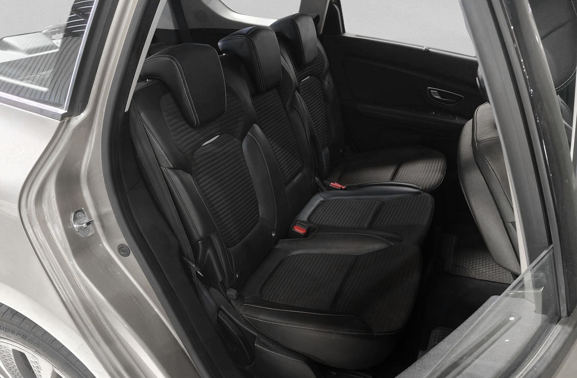 Renault Grand Scénic Zen dCi 7 plazas - foto 22