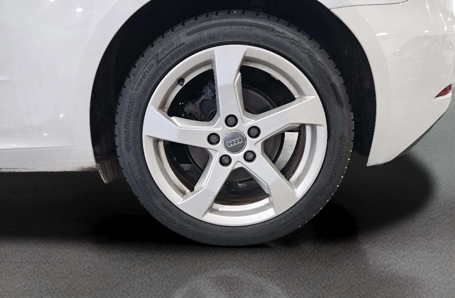 Audi A3 1.6 TDI sport edition - foto 36