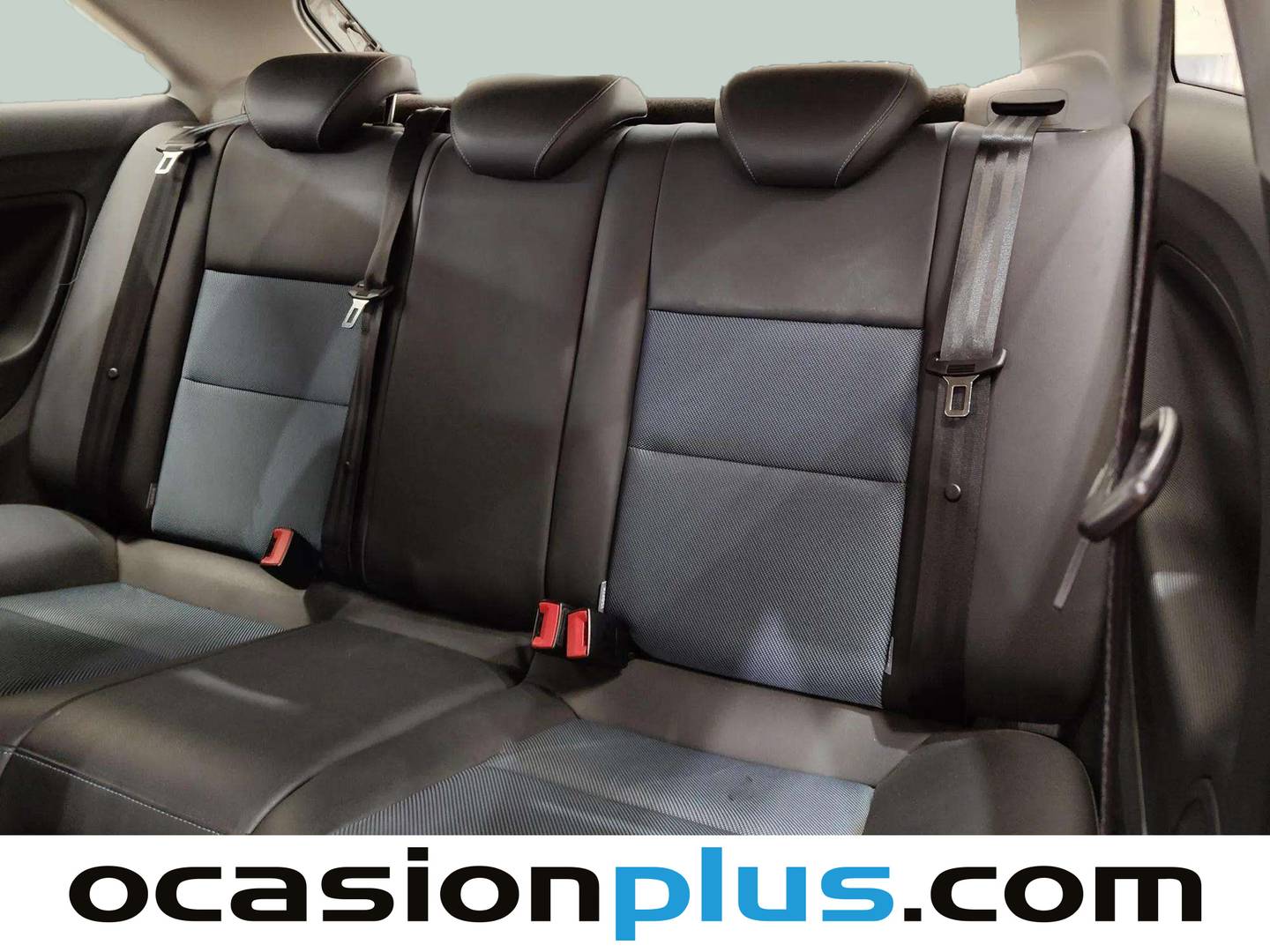 Foto asientos traseros Seat Ibiza Seat Ibiza SC 1.2 TSI Style Connect (90 CV)