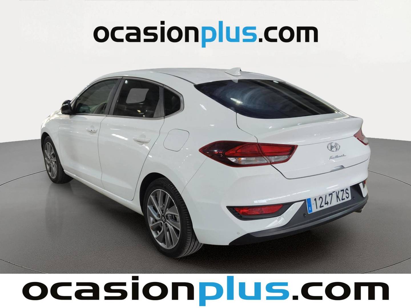 Foto trasera Hyundai i30 Hyundai i30 Fastback 1.4 TGDI Tecno (140 CV) izquierda