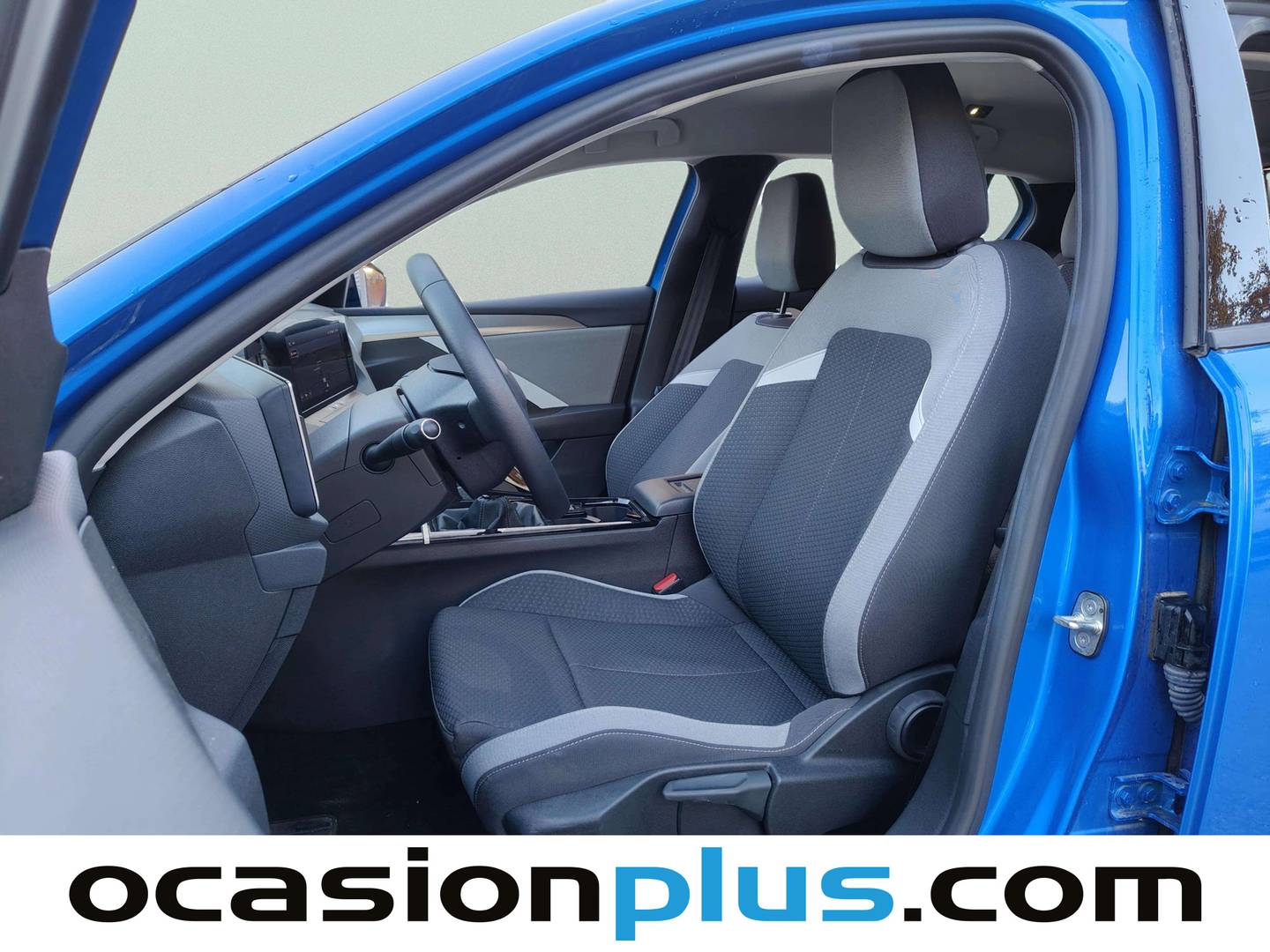 Foto asientos delanteros Opel Astra Opel Astra 1.2 Turbo XHT Edition (130 CV)